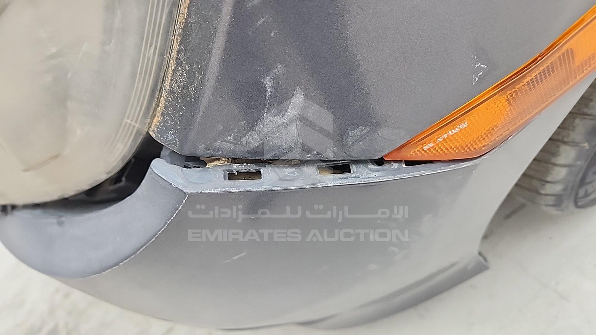 2018 HONDA CIVIC VIN: 2HGFC2F70JH592807