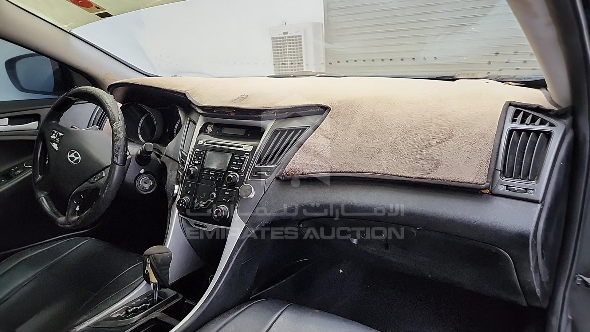 2012 HYUNDAI SONATA VIN: KMHEB41C0CA288080
