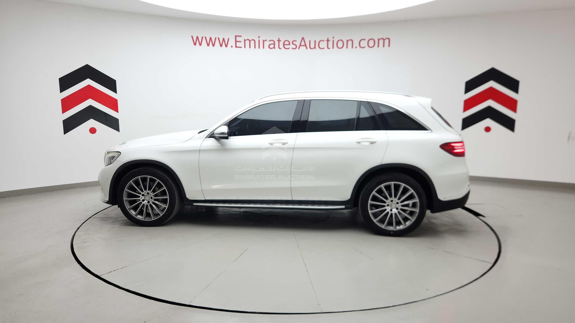 2017 MERCEDES GLC 250 VIN: WDC0G4GB8HF119203