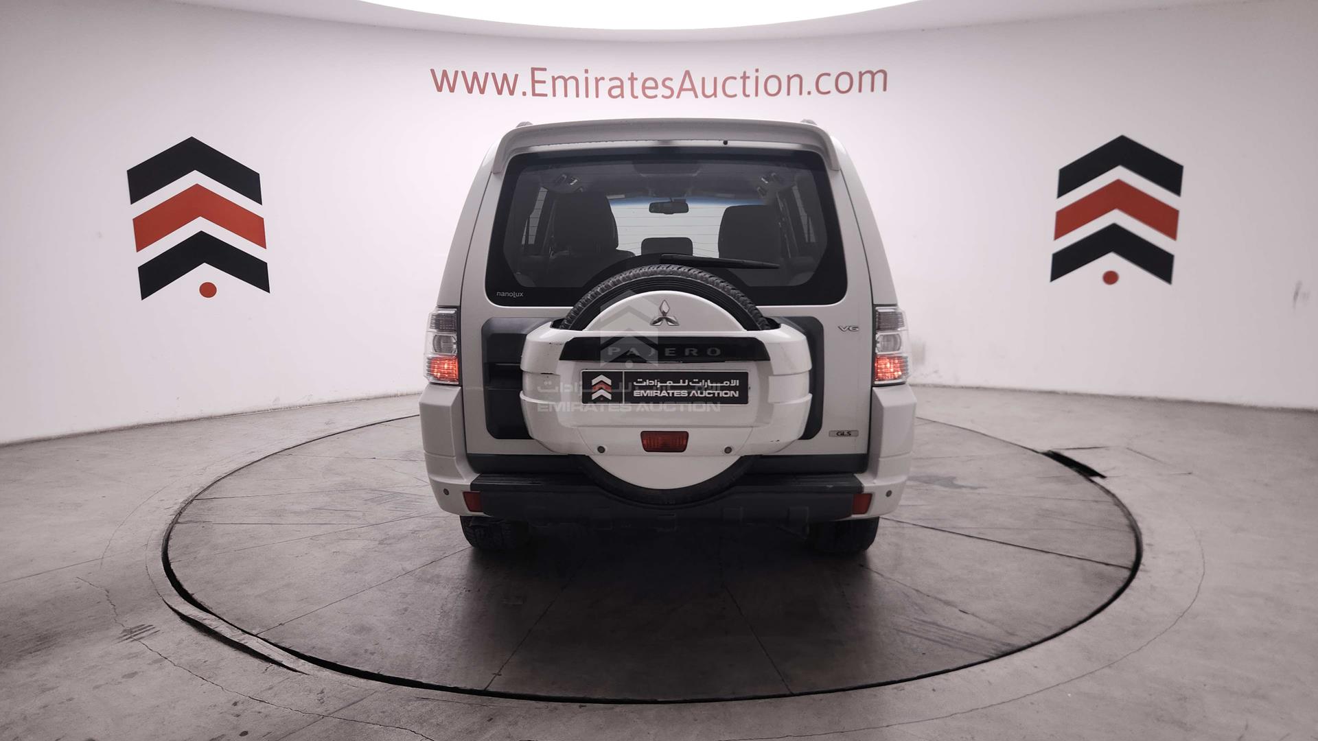 2010 MITSUBISHI PAJERO VIN: JMYLRV95WAJ713865