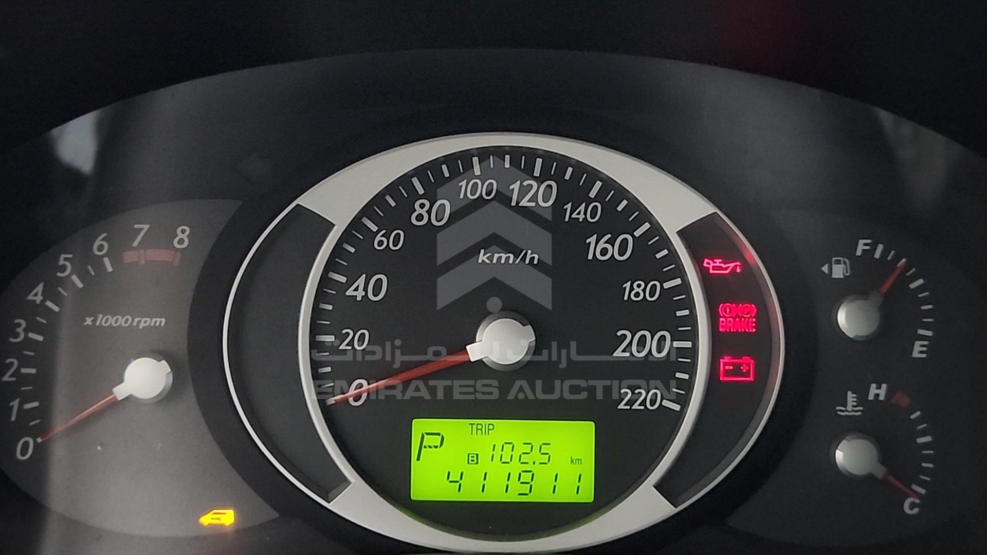 2008 HYUNDAI TUCSON VIN: KMHJM81B28U818546