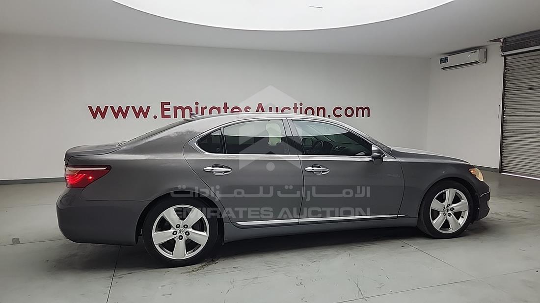لكزس ال اس 460 2012 — الزاوية الخلفية اليمنى — صورة 11