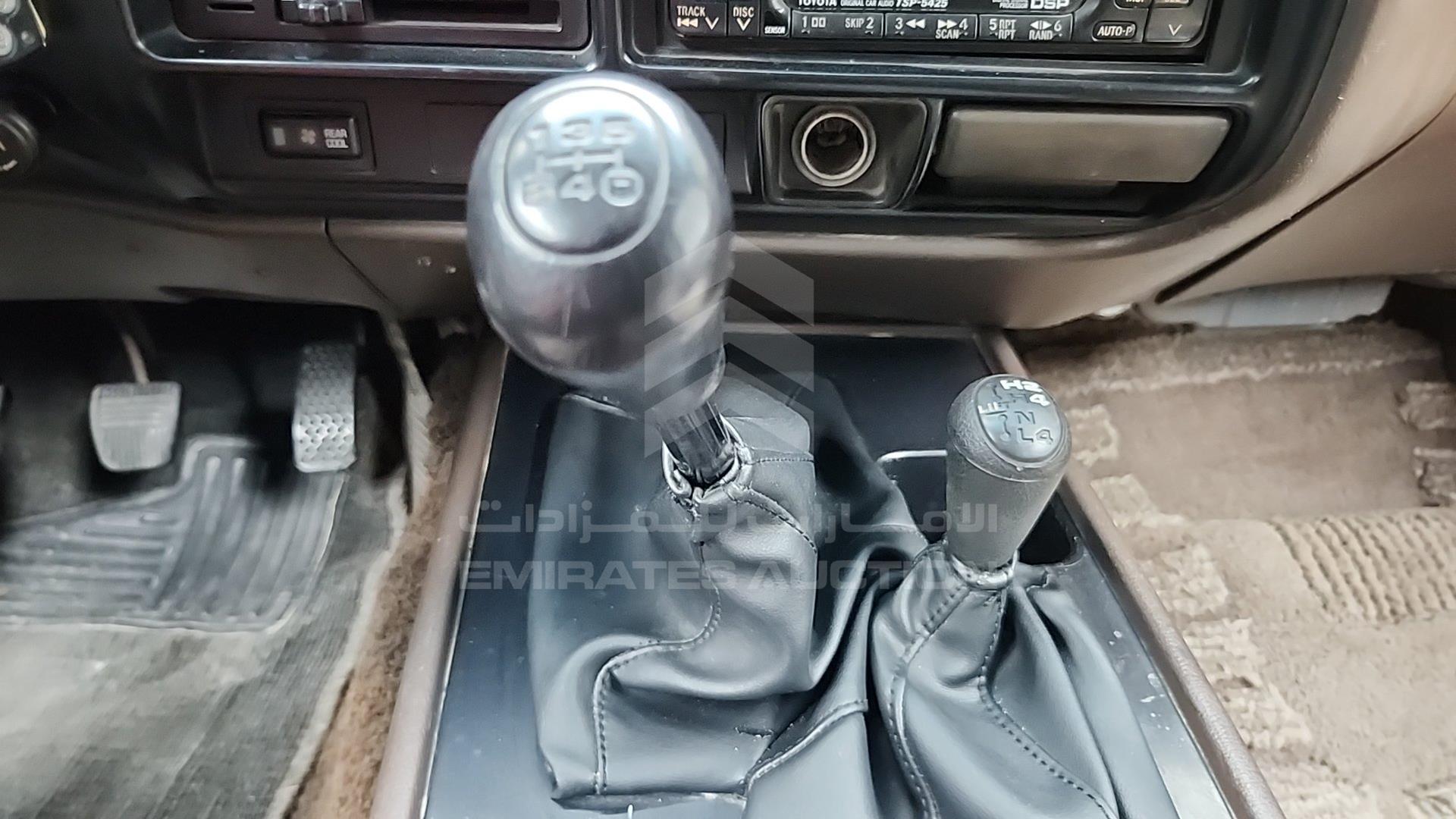 1990 TOYOTA LAND CRUISER VIN: FJ800000117