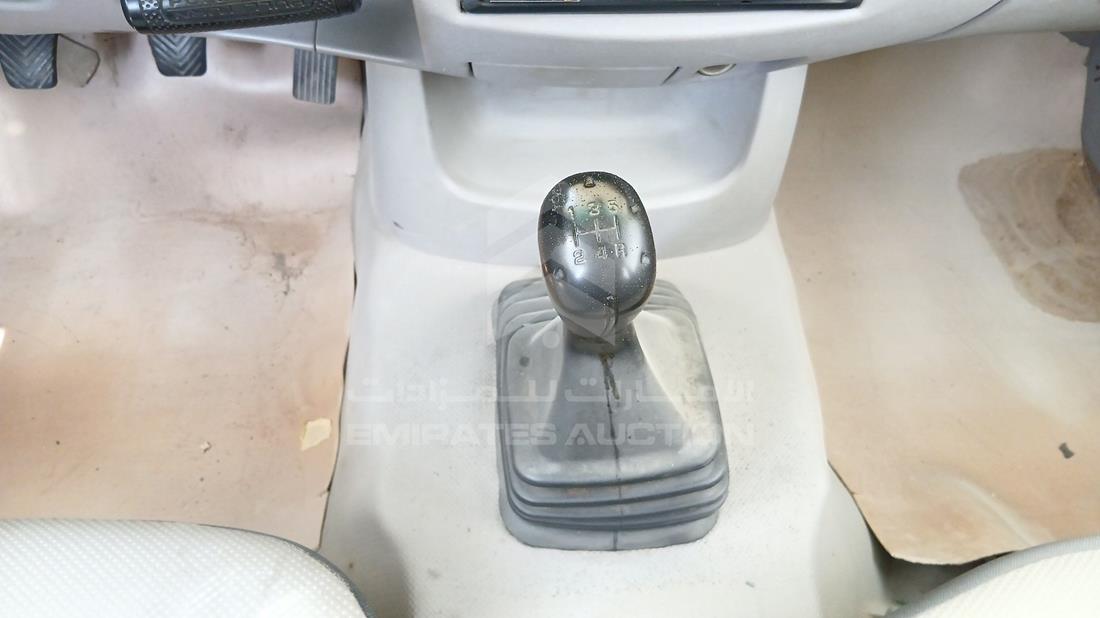 2012 Mitsubishi L 200 — Gear View — Photo 17