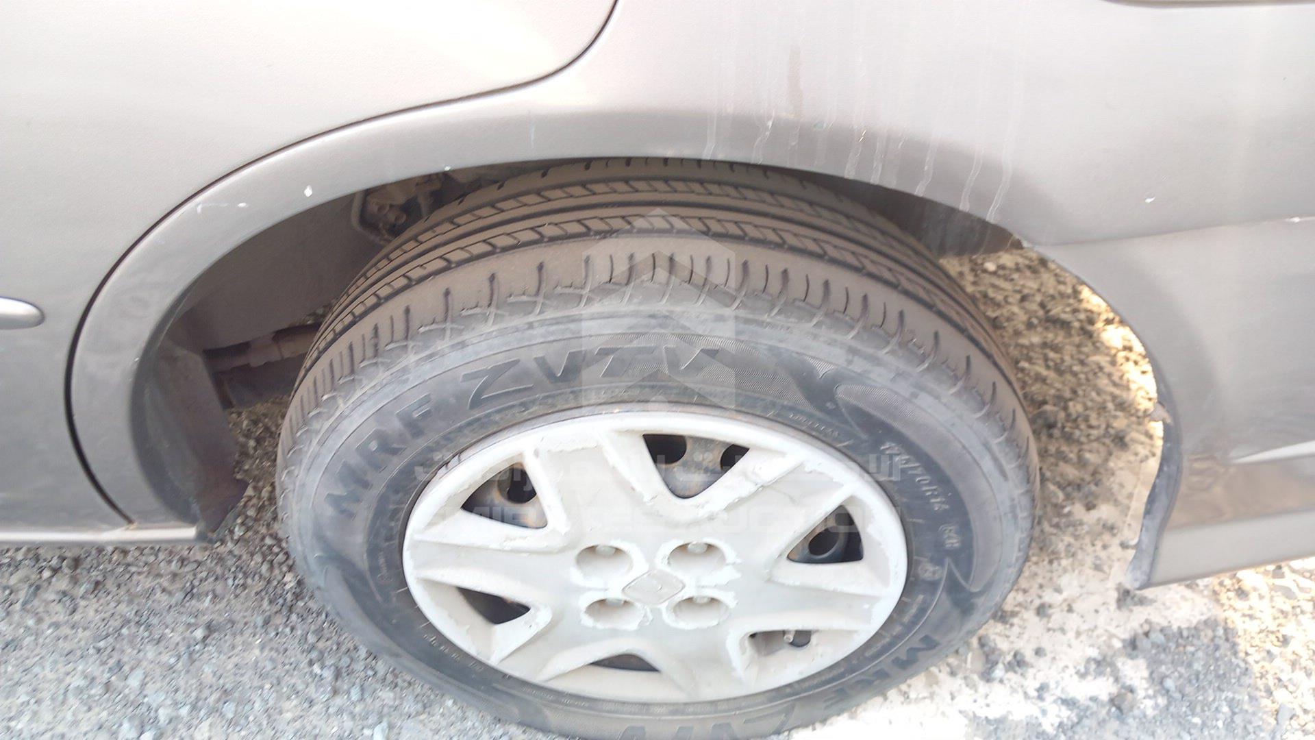 2005 HONDA CIVIC VIN: JHMES862X5S407745