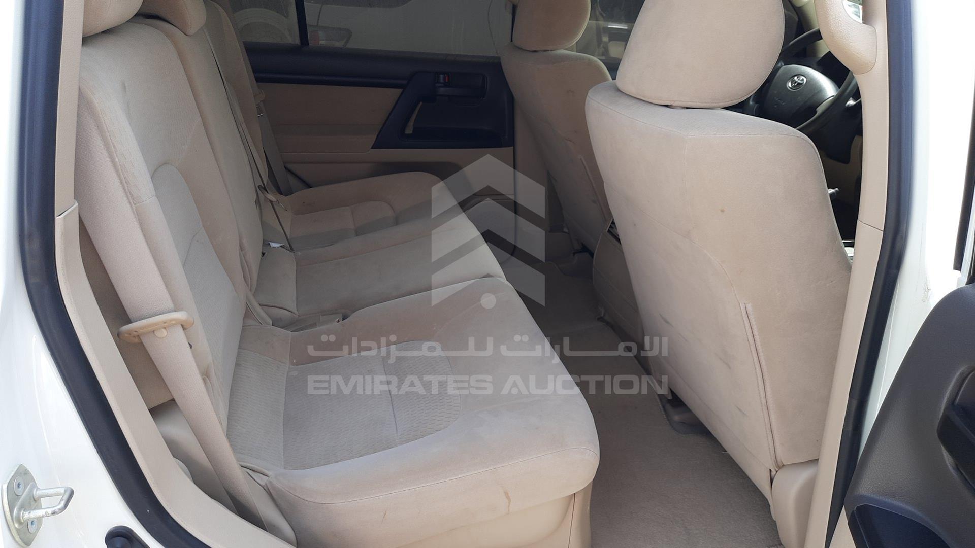 2014 TOYOTA LAND CRUISER VIN: JTMDU09J9E5082015