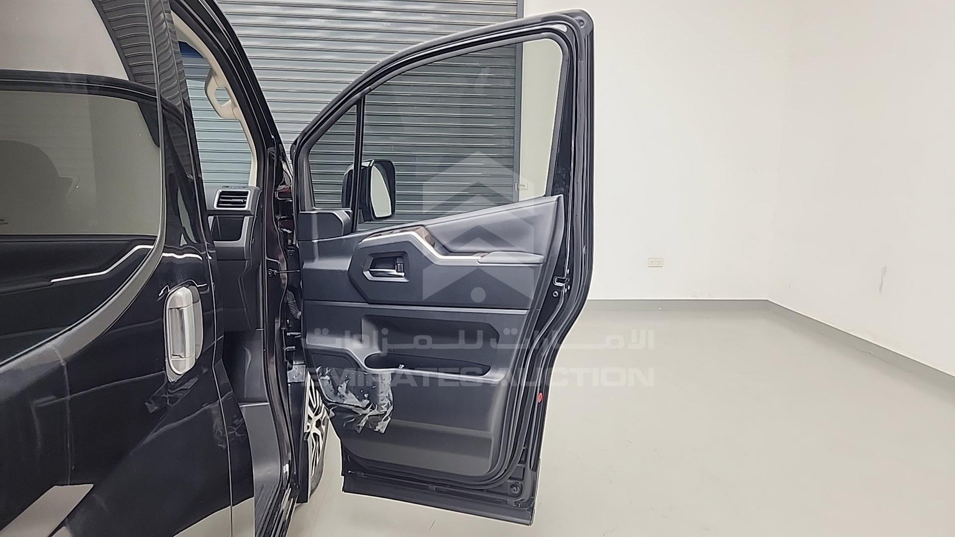 2021 TOYOTA GRANVIA VIN: JTNYM3APXM8001633