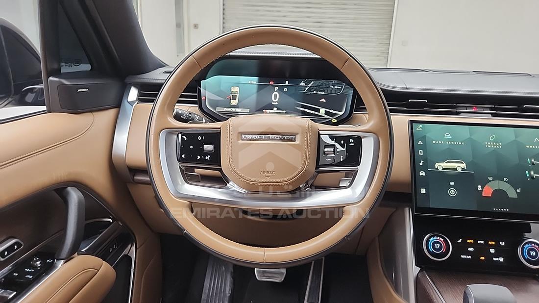 2023 Range Rover HSE — Steering & Mounted Controls — Photo 16