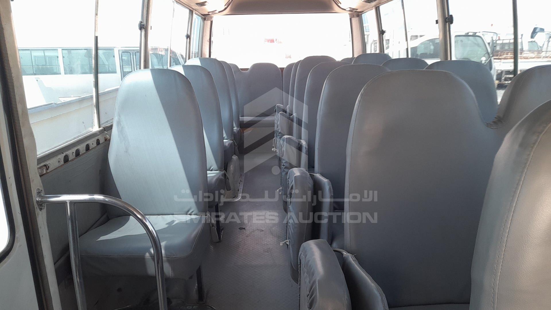 2011 TOYOTA COASTER VIN: JTGFB5186B1041061
