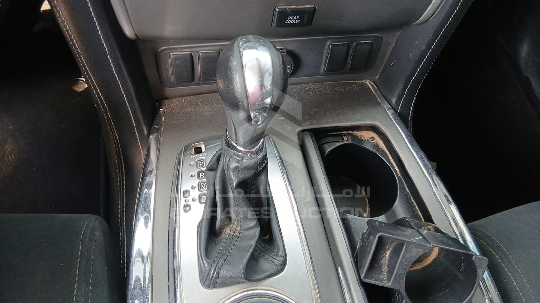 2022 Nissan Patrol — Gear View — Photo 17
