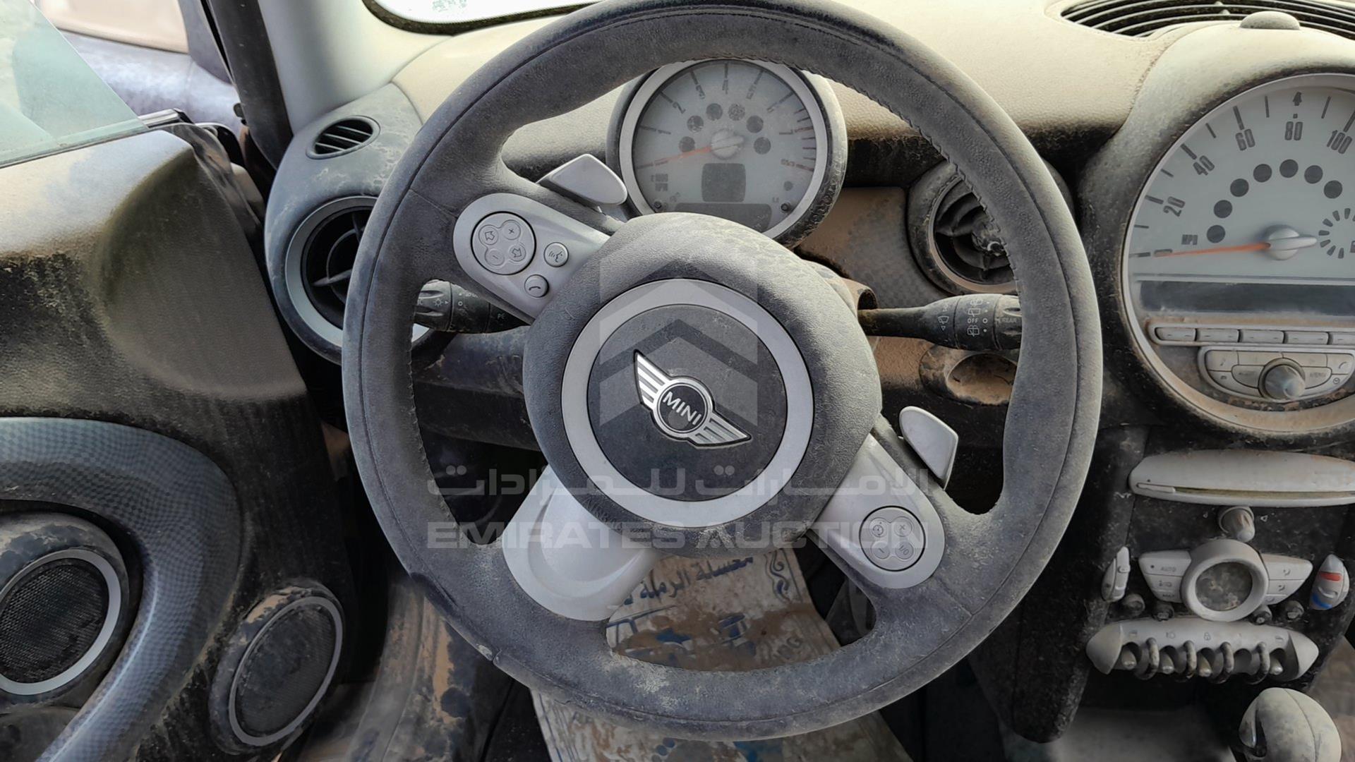 2009 MINI COOPER VIN: WMWMM33569TP90931