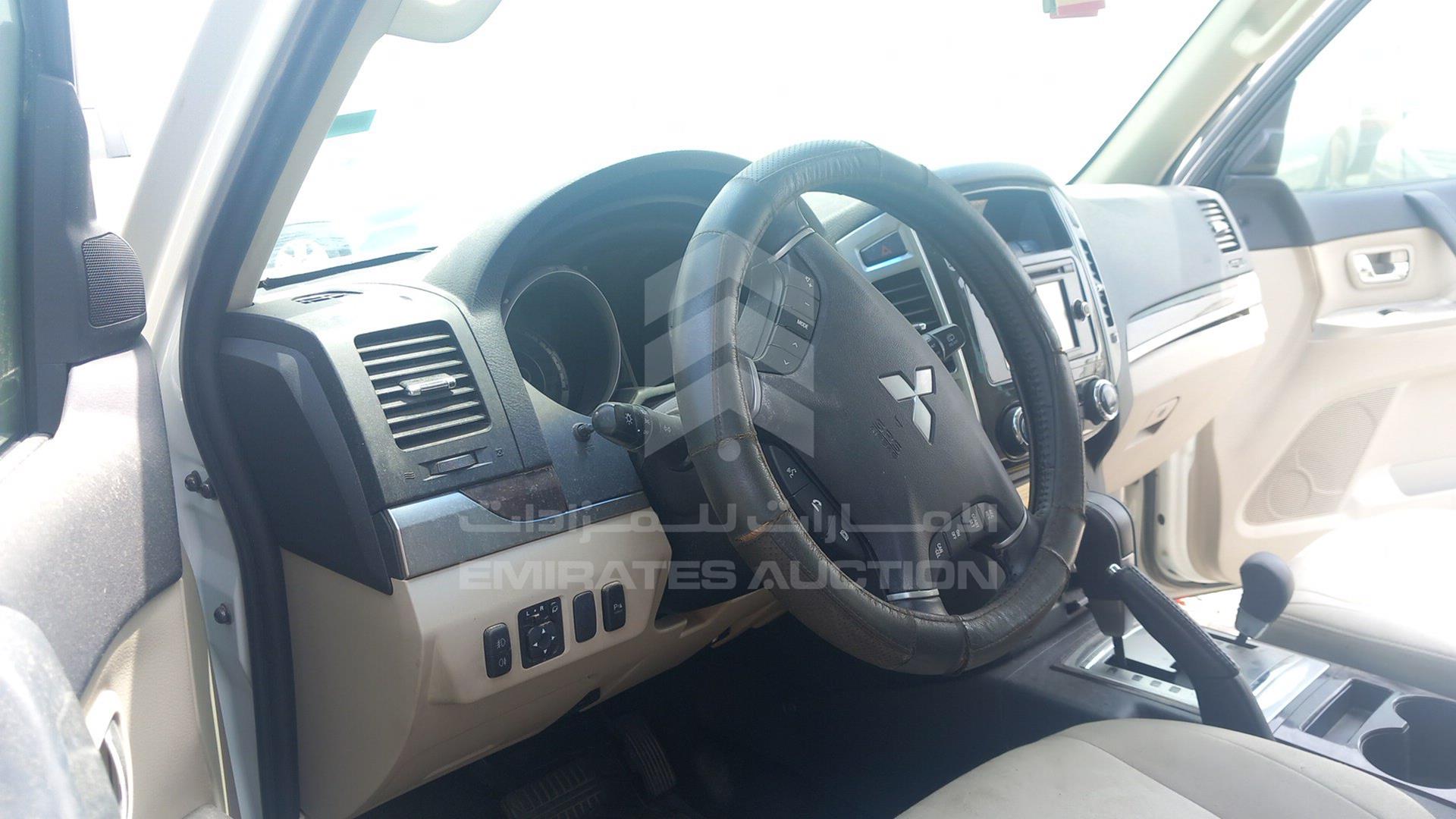 2017 MITSUBISHI PAJERO VIN: JE4MR62N1HJ708367