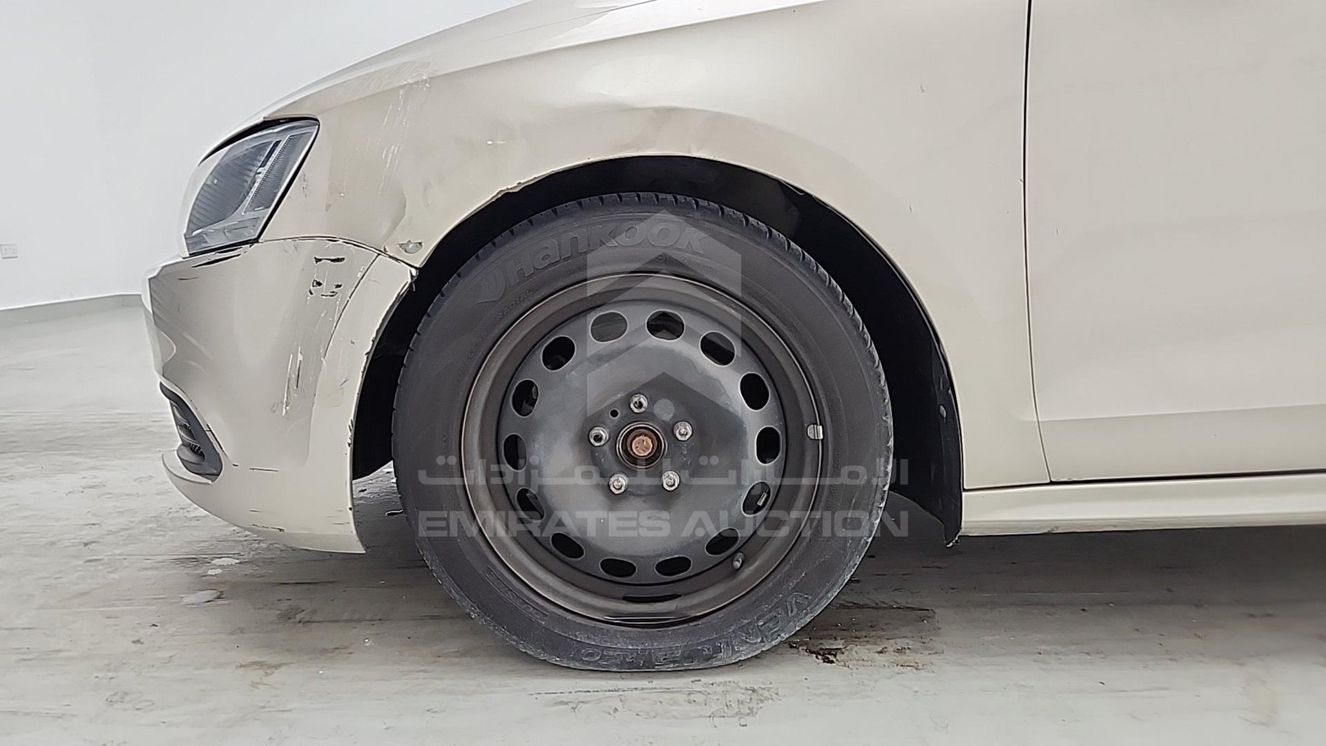 2014 VOLKSWAGEN JETTA VIN: WVWRV1AJ4EM215497