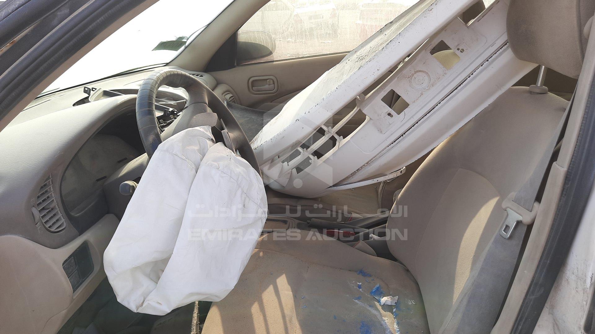 2005 NISSAN TIIDA VIN: JN1FN61C05W084352