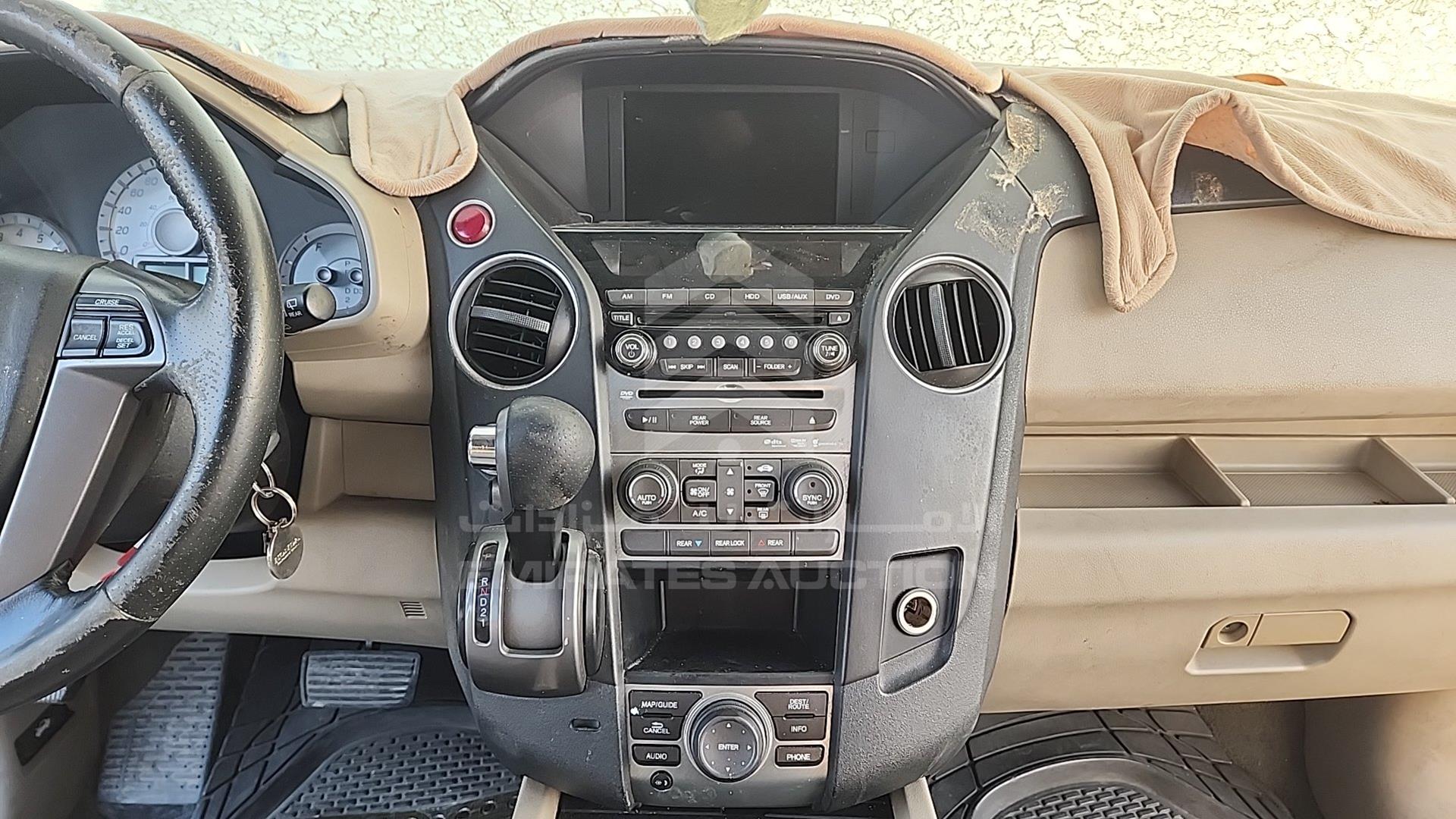 2013 HONDA PILOT VIN: 5FNYF4882DB704081
