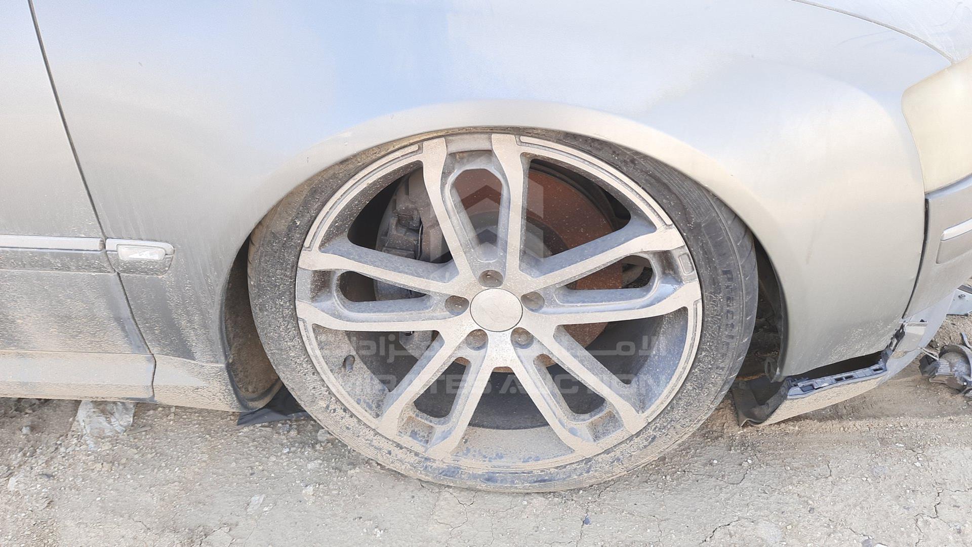 0 AUDI A8 L VIN: WAUKH44E18N000549