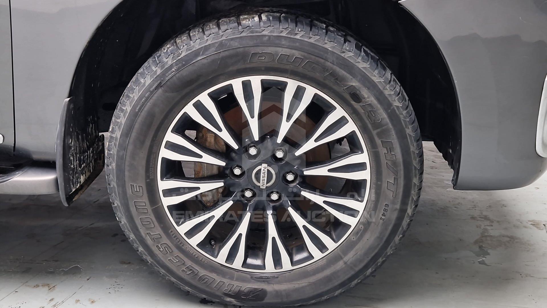 2015 NISSAN PATROL VIN: JN8AY2NY8F9118555