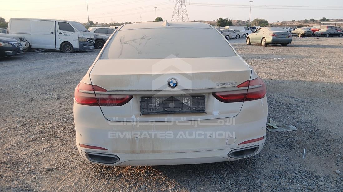2017 BMW 730 — Rear View — Photo 9
