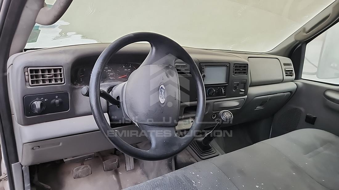 2003 Ford F 350 — Full Dashboard View — Photo 15