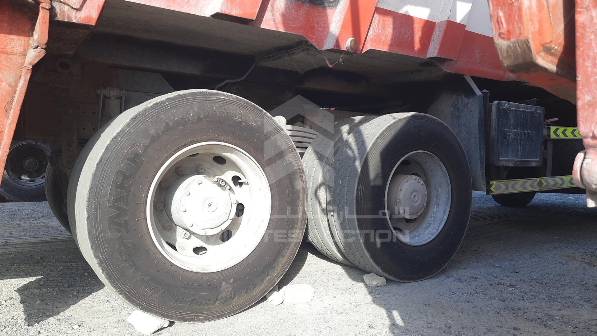 2008 MERCEDES ACTROS VIN: WDAKHCAA48L280335