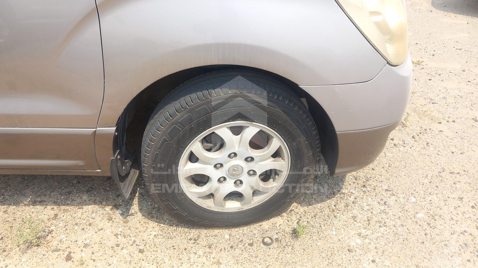 2012 HYUNDAI H1 VIN: KMHWH81R3CU337401