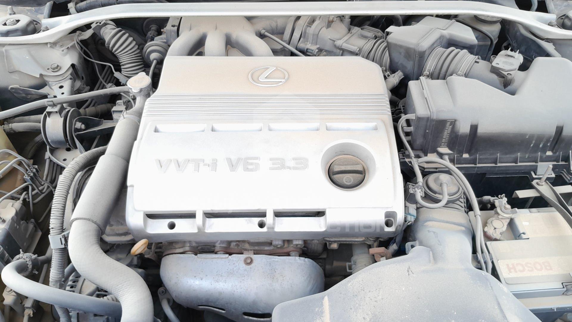 2005 LEXUS ES 330 VIN: JTHBA30G455082697