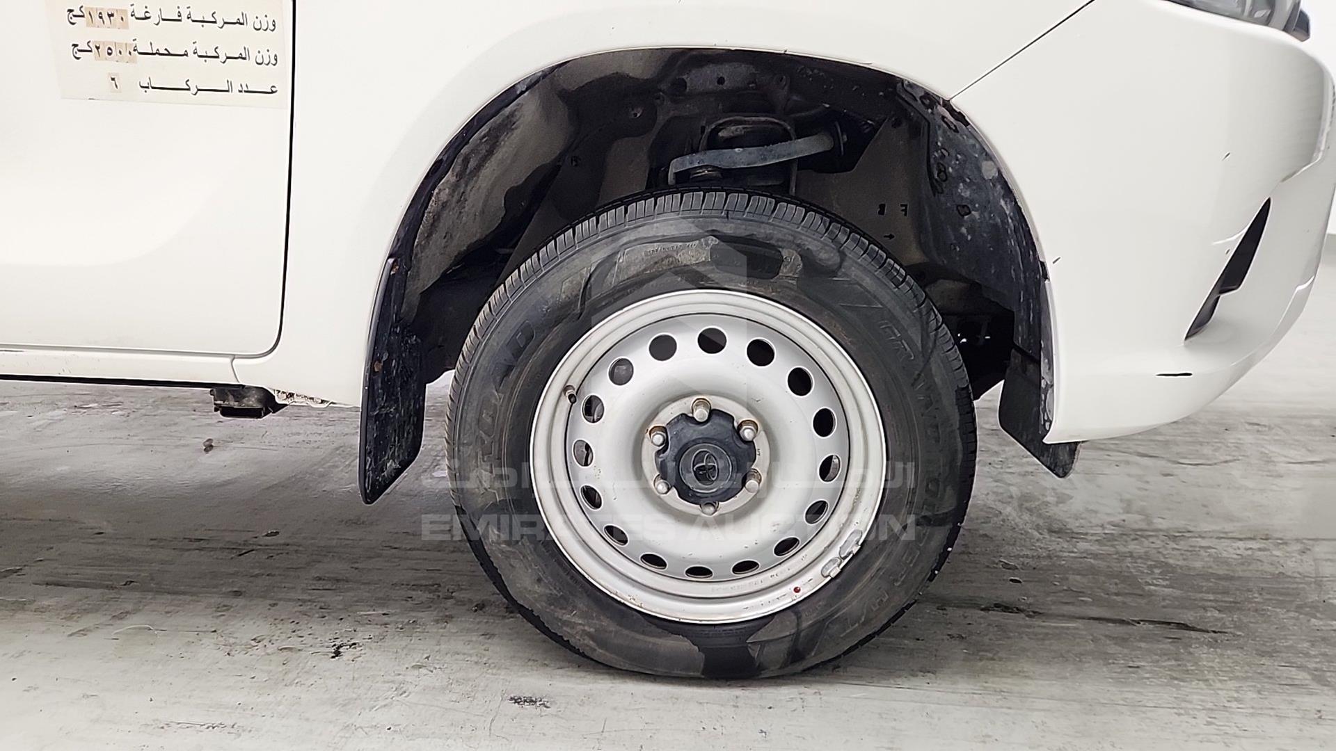 2020 TOYOTA HILUX VIN: MR0DX9CD4L2524634