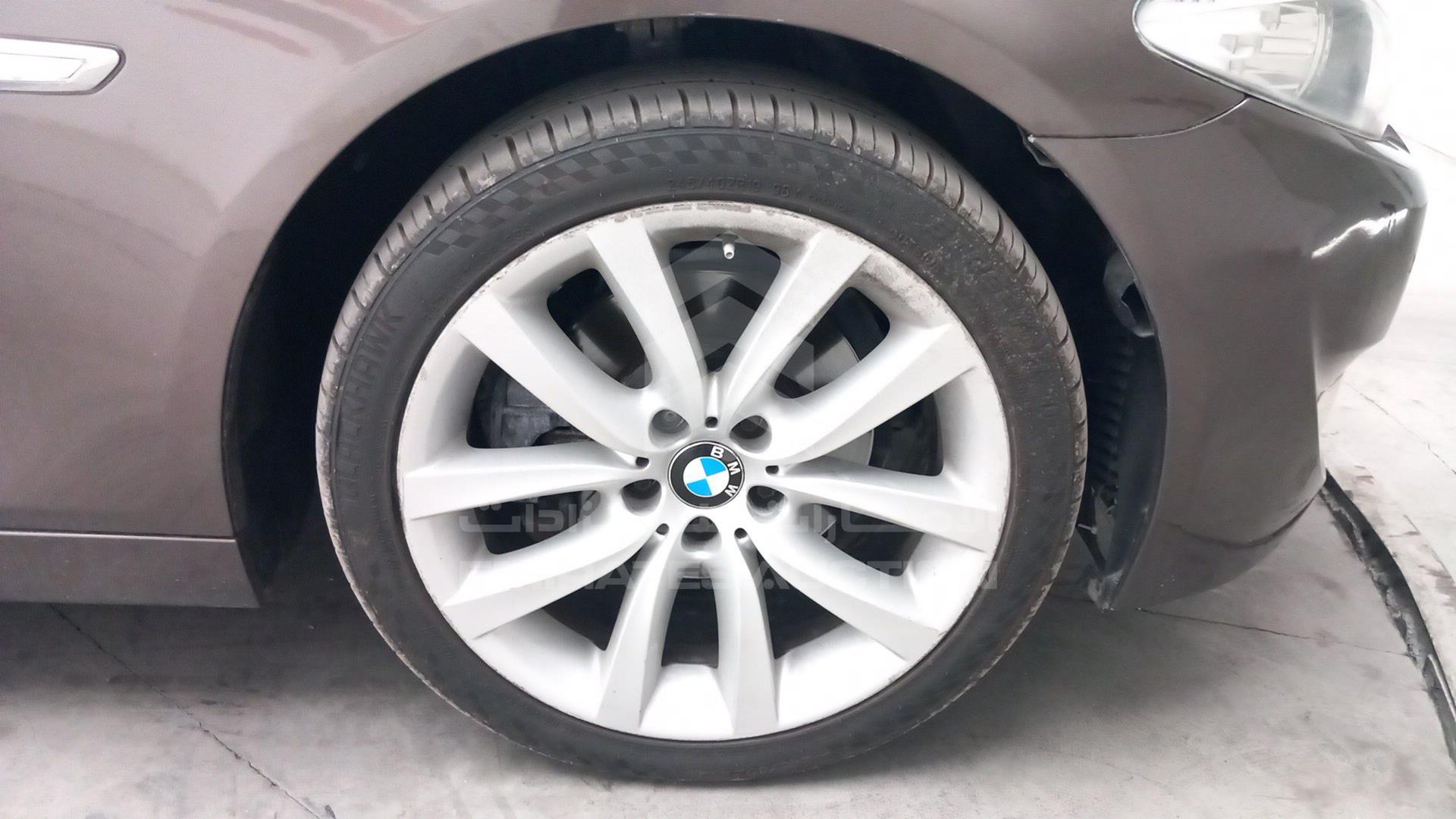 2013 BMW 530 VIN: WBACU5102DSF10485