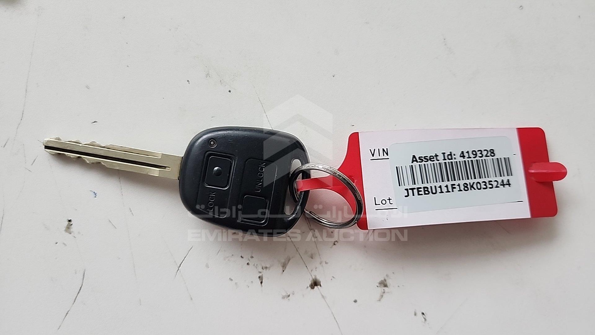 2008 TOYOTA FJ CRUISER VIN: JTEBU11F18K035244