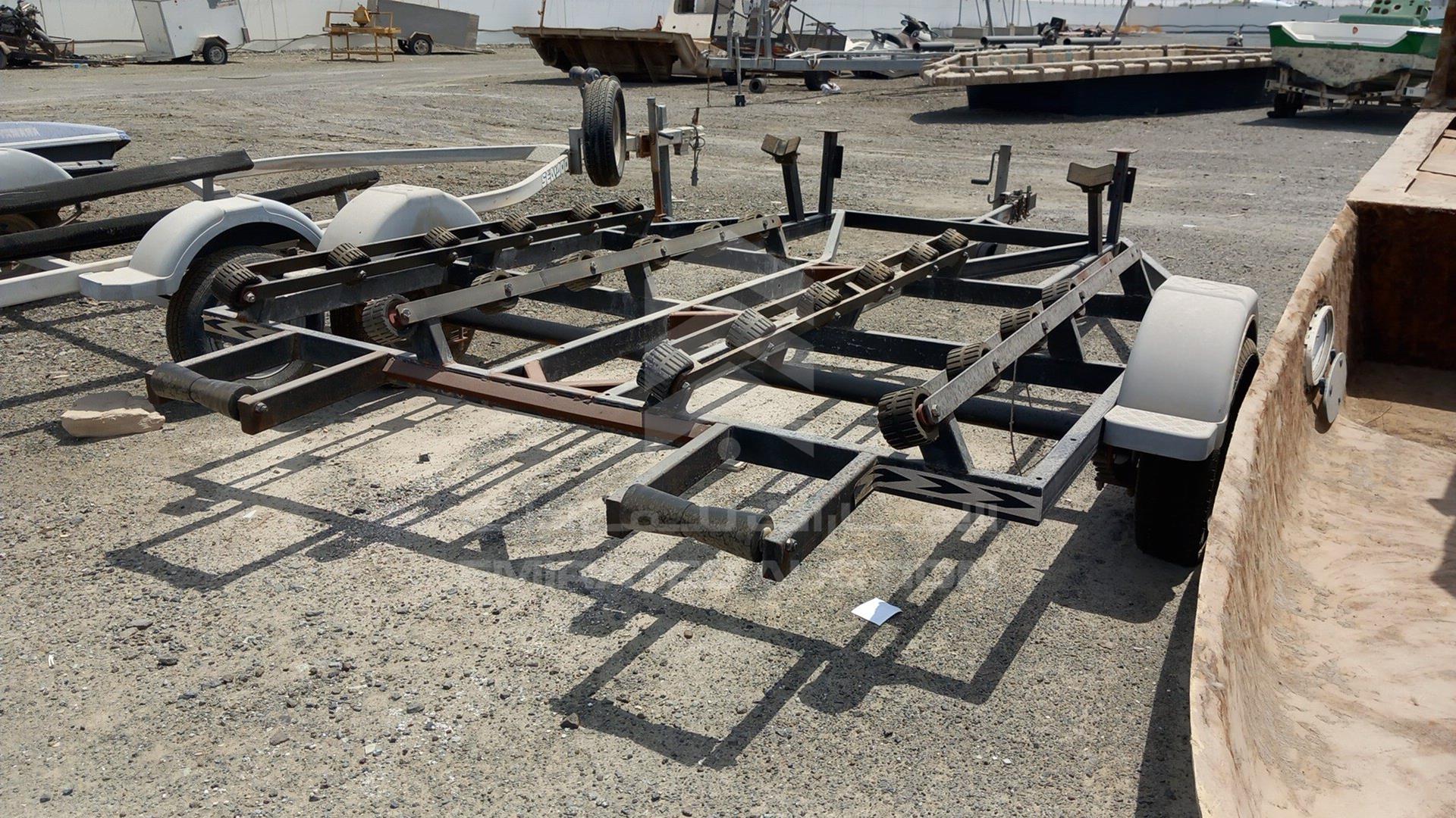 0 TRAILER LOCAL VIN: D102943DXBTRAILER