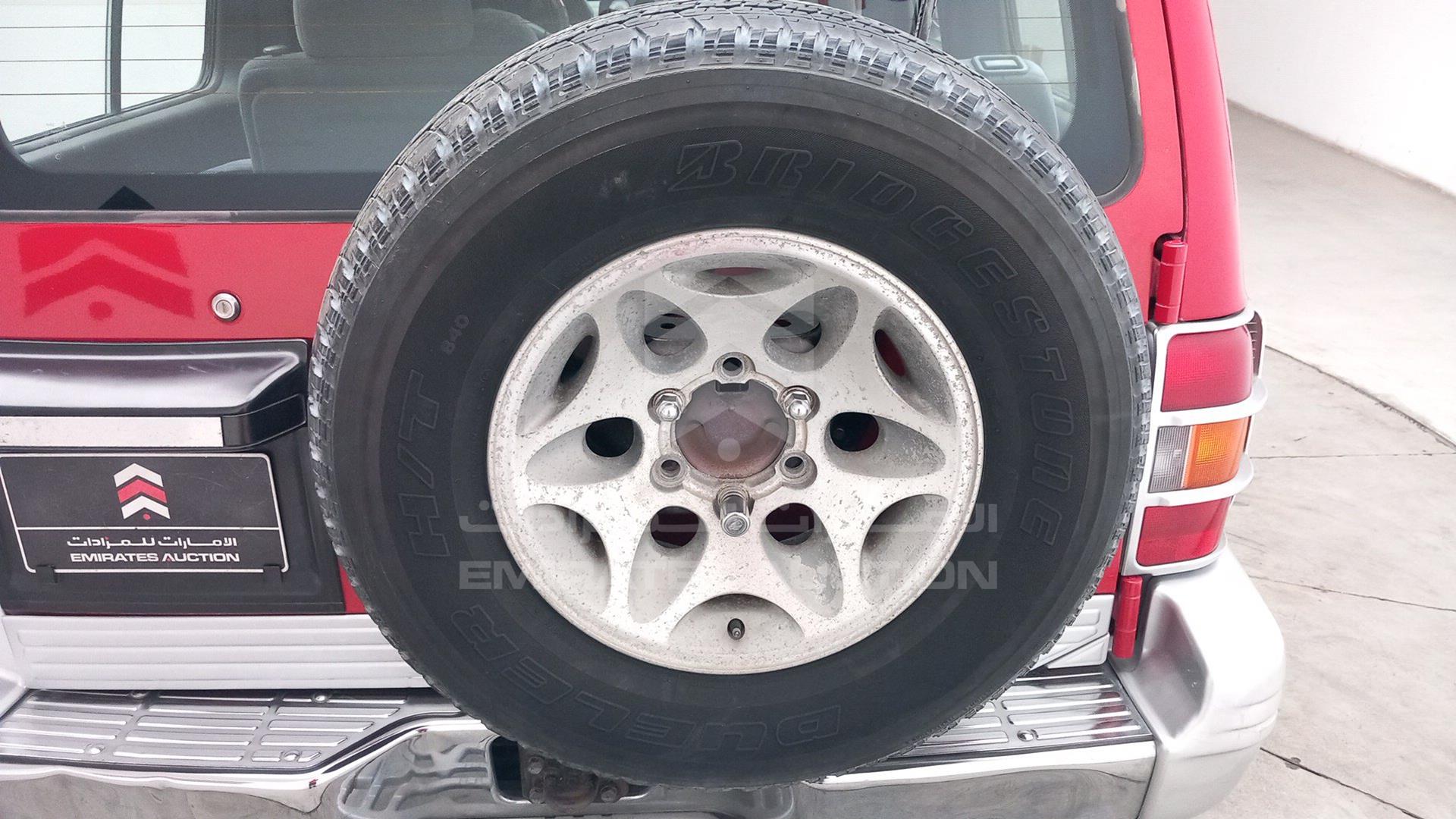 1999 MITSUBISHI PAJERO VIN: JMYORV230XJ000272