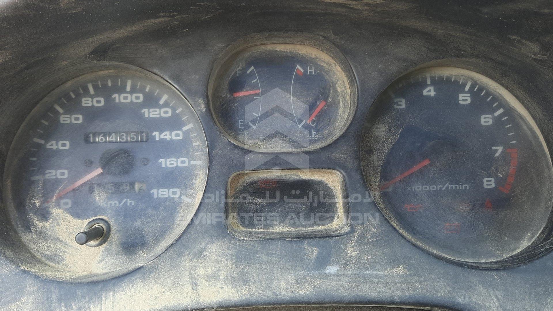1998 TOYOTA RAV-4 VIN: SXA100166086