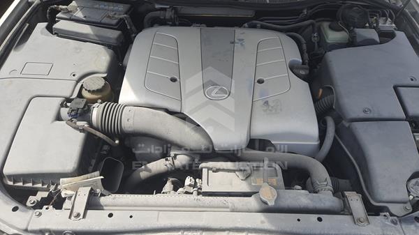 Lexus LS 430 2001 JTHBN30FX10033264 Image 20
