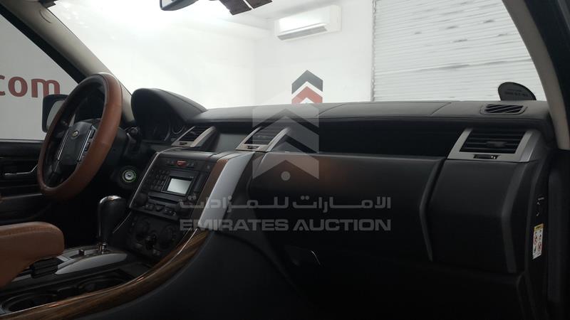 SALLSAA549A200498 Auction: EmiratesAuction Lot: 405788 SALLSAA549A200498 Range Rover Sport 2009 BLACK Photo 27