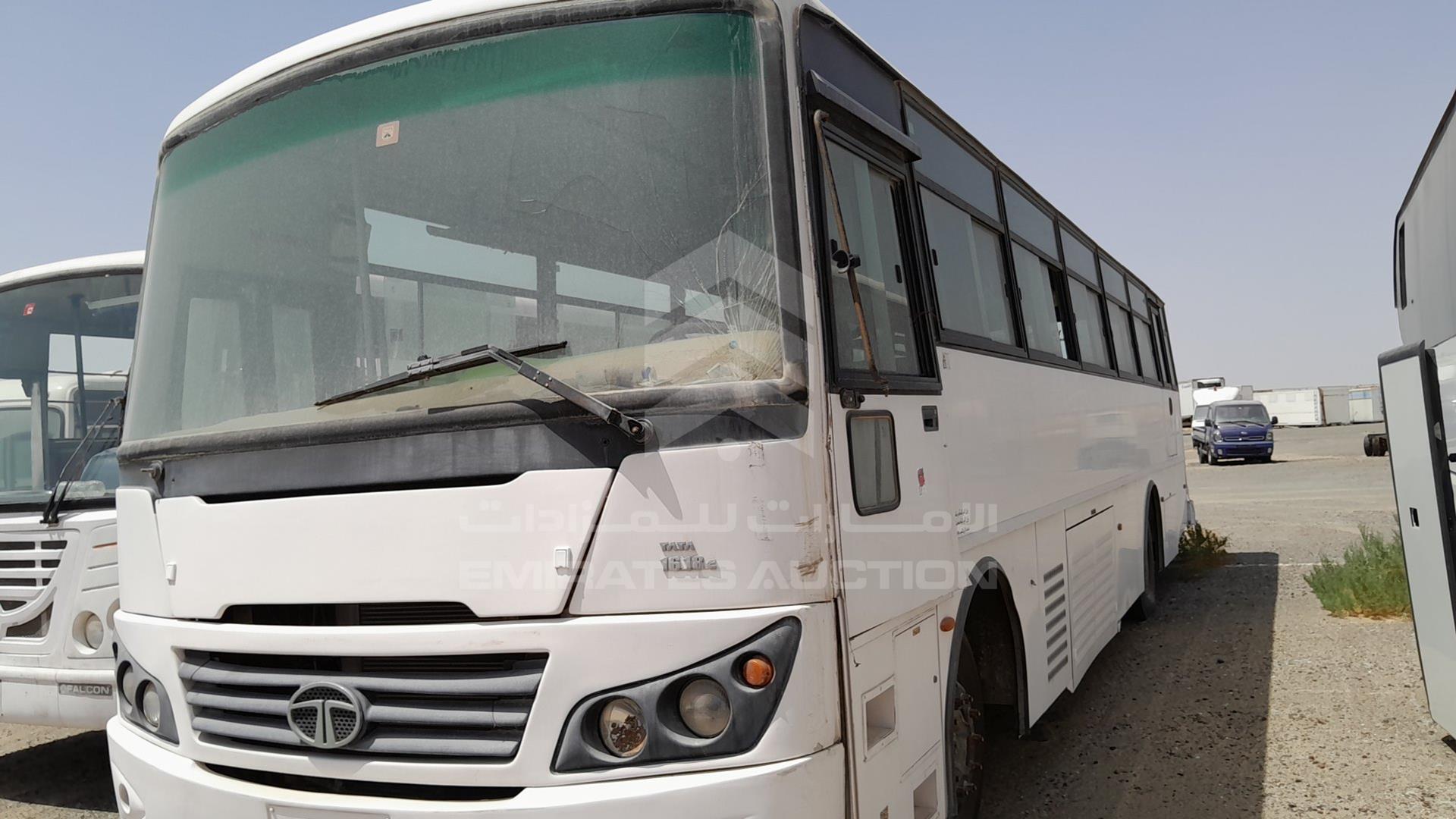 2016 TATA BUS VIN: MAT449253G0L01940