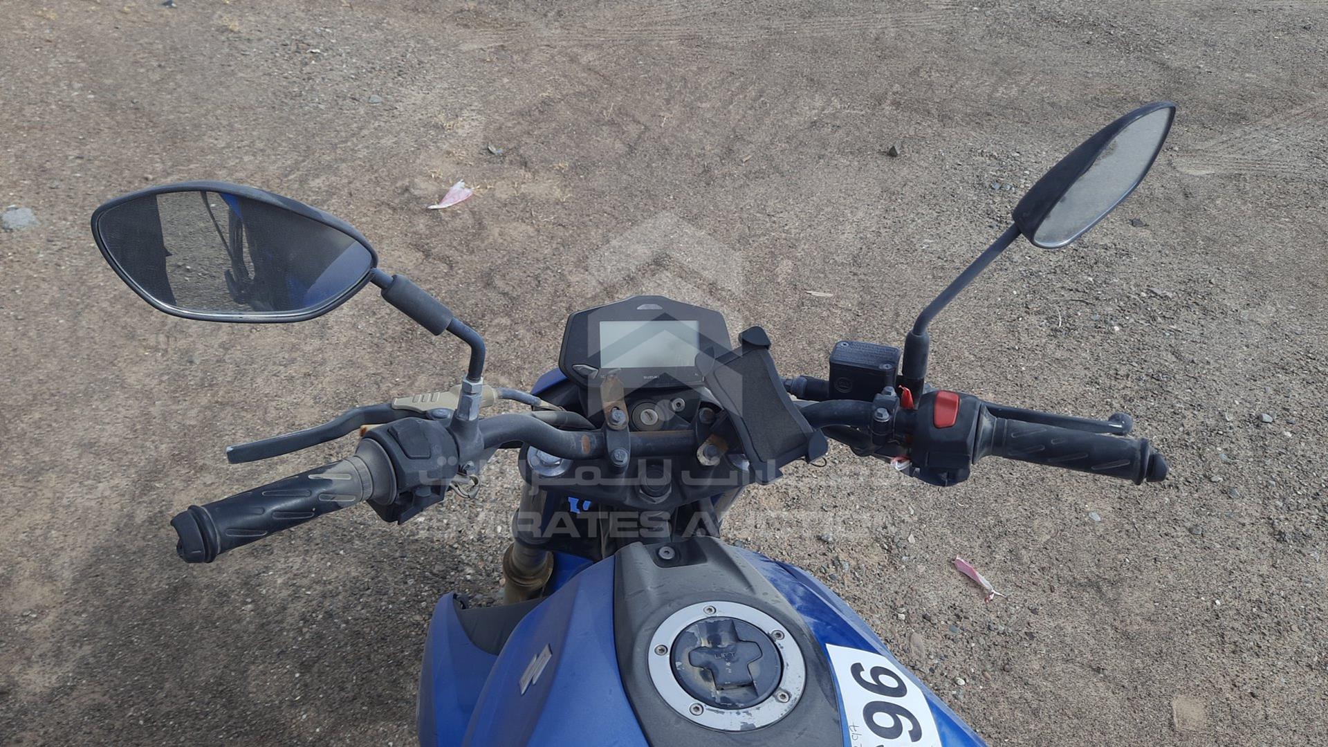 2021 SUZUKI MOTORBIKE VIN: MB8ED13B1M8100493