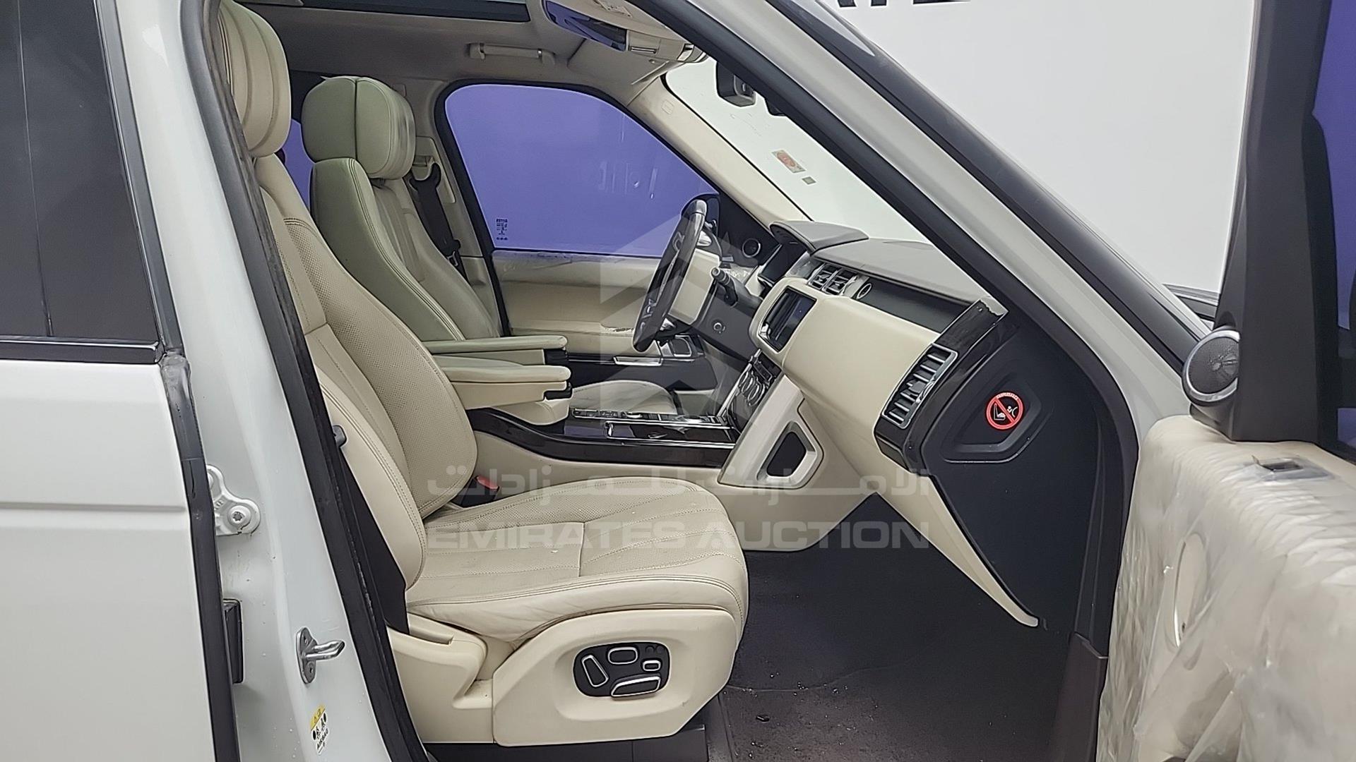 2013 RANGE ROVER VOGUE VIN: SALGA2EF8DA113790