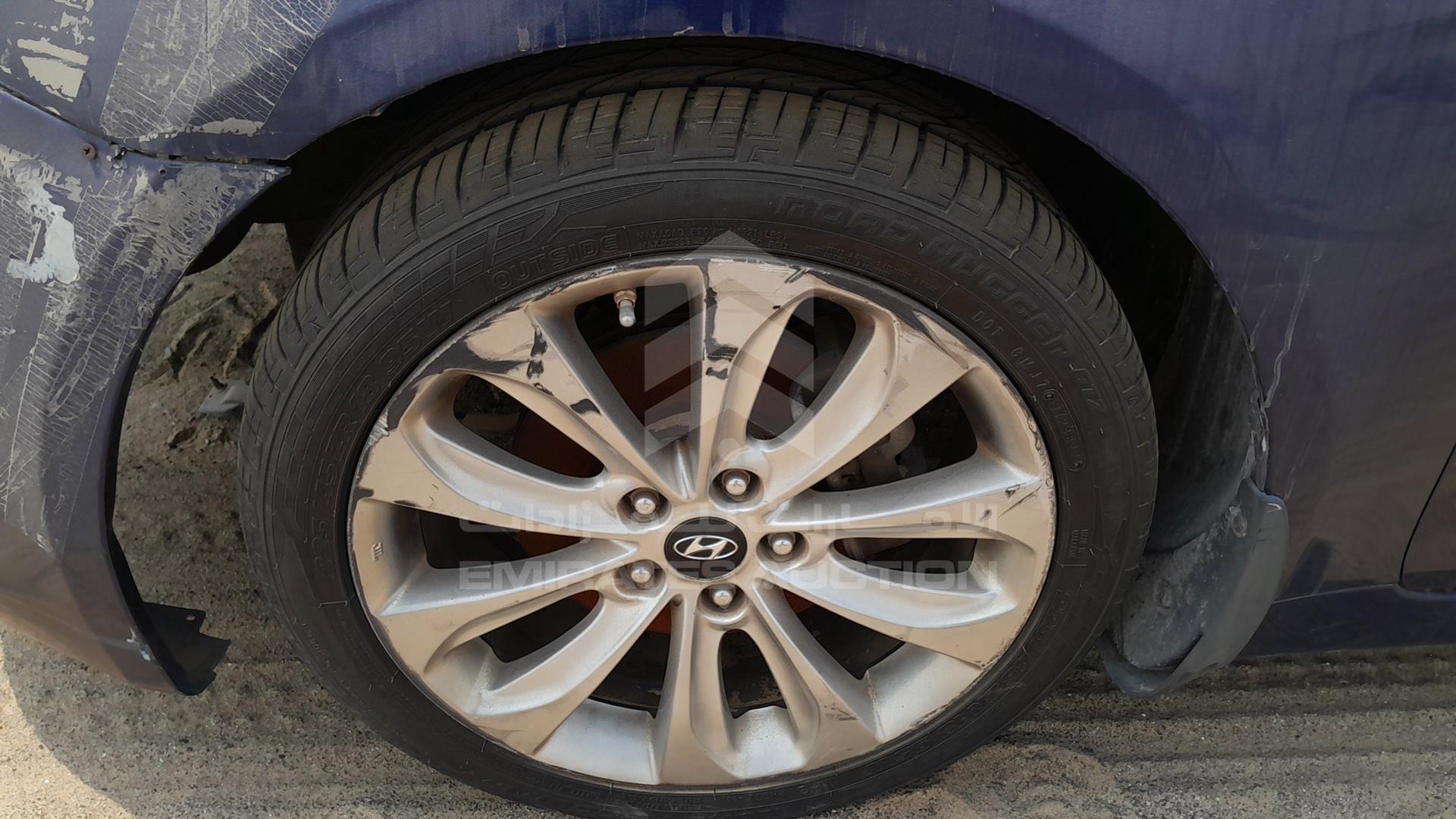 2013 HYUNDAI SONATA VIN: 5NPEC4AC6DH608658