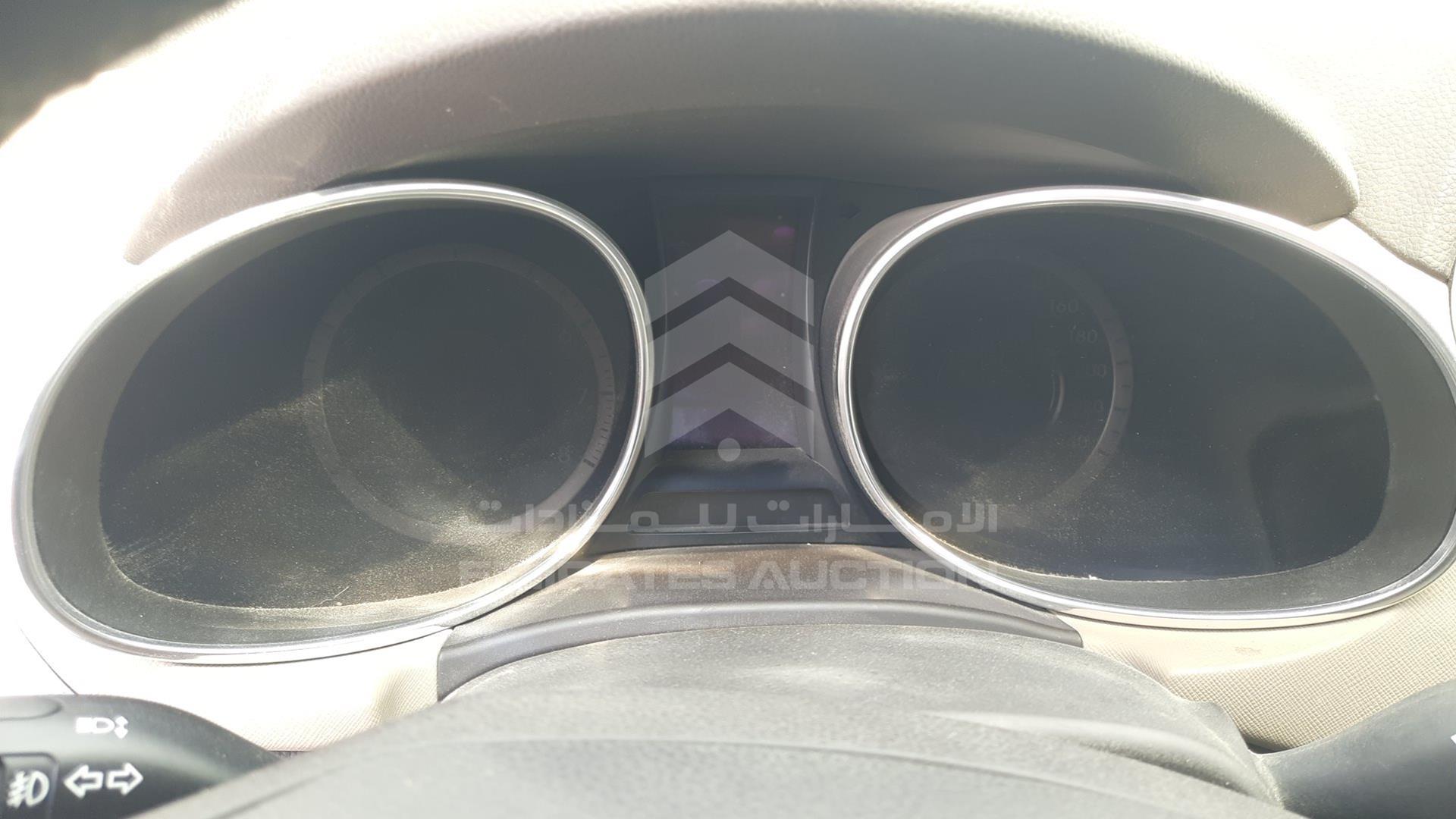 2014 HYUNDAI SANTA FE VIN: KMHSU81E4DU073033