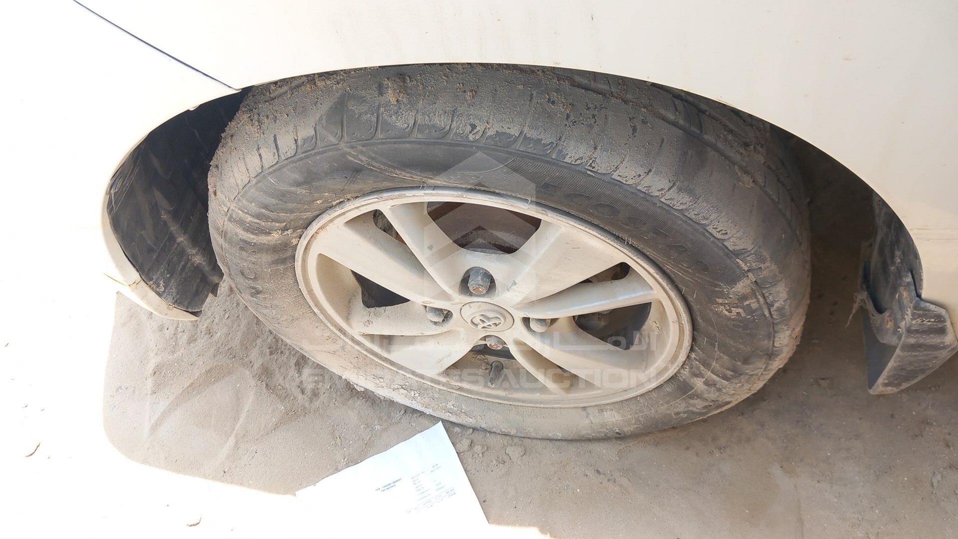2015 TOYOTA AVANZA VIN: MHKMC13F4FK019359