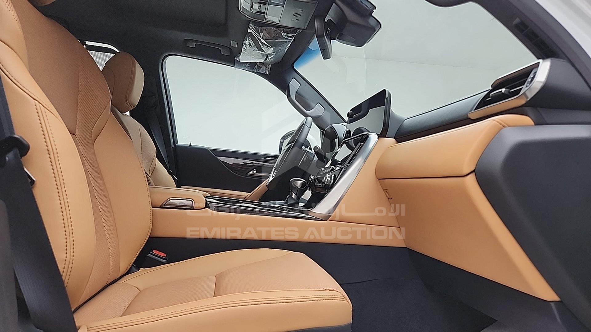 2022 LEXUS LX 600 VIN: JTJPB7CX1N4008941