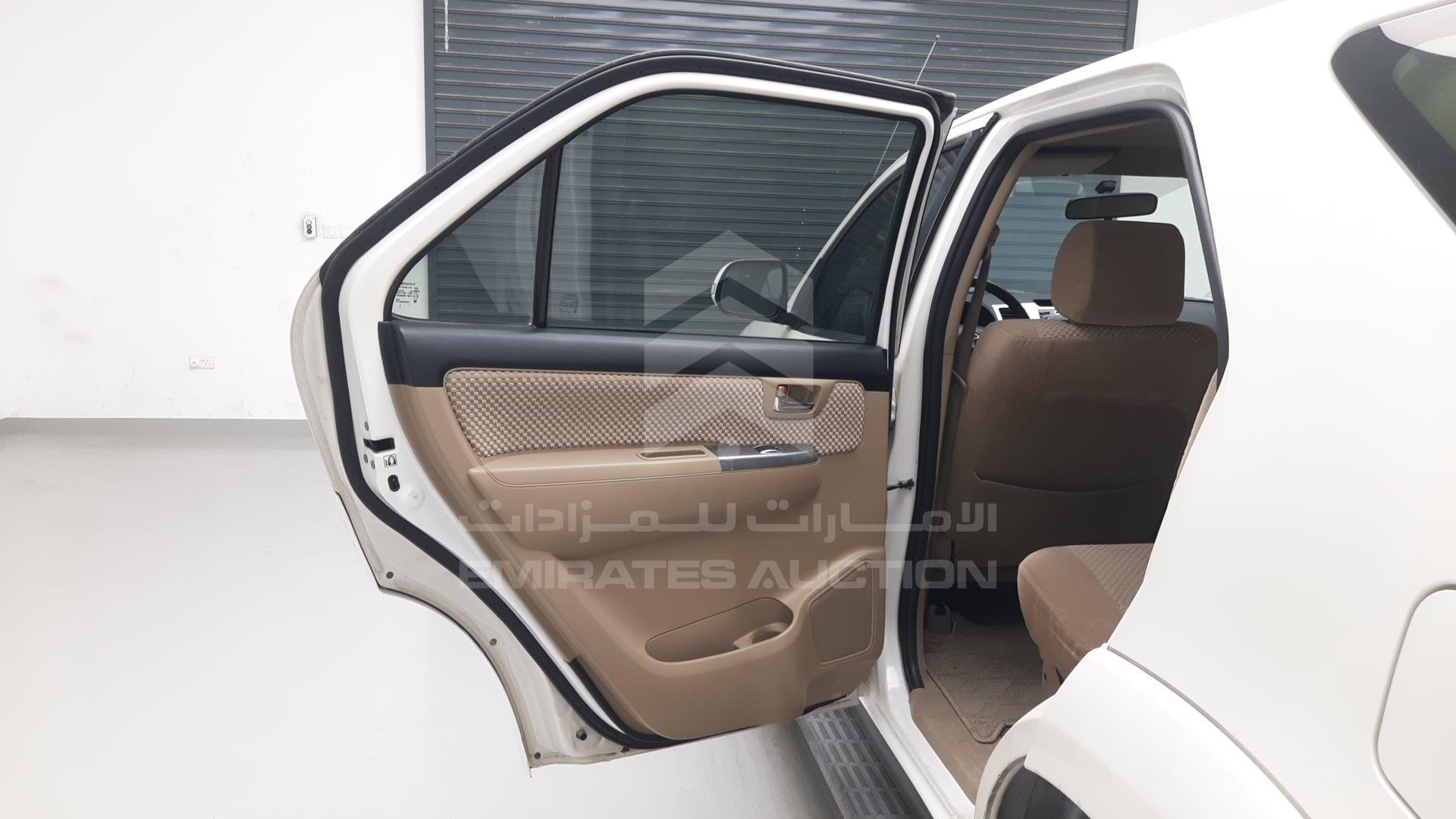 MHFYX59G6F8074517 - 2015 Toyota Fortuner - #465108