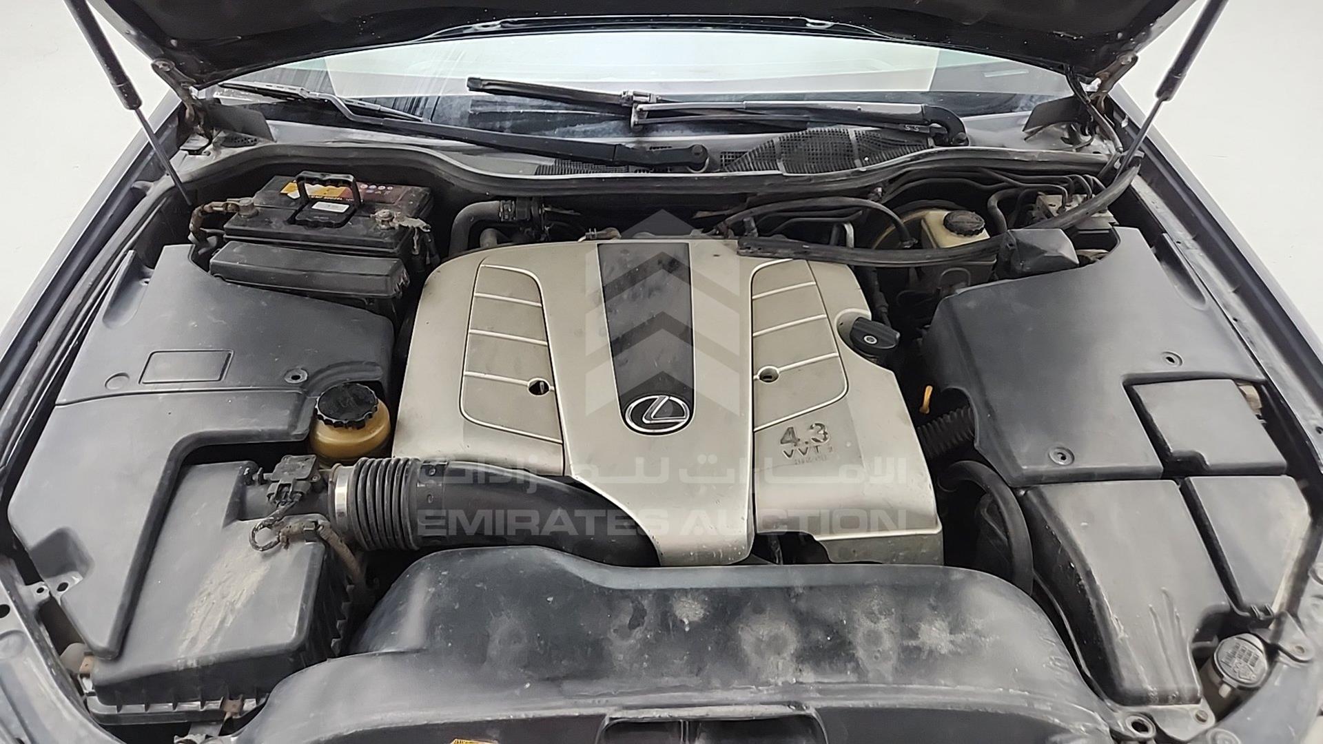 2001 LEXUS LS 430 VIN: JTHBN30FX10038187