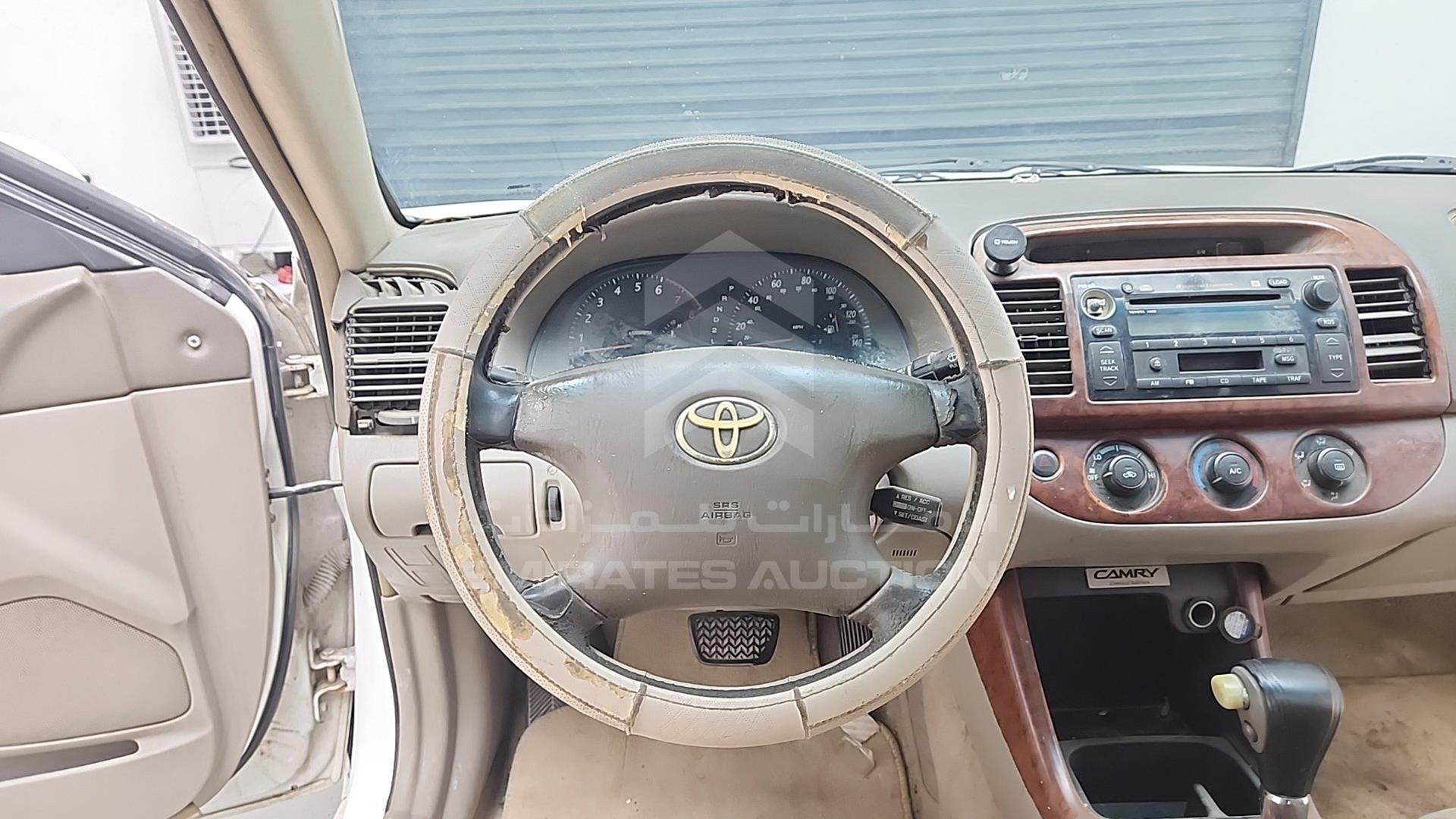 2004 TOYOTA CAMRY VIN: JTDBE32K940256749