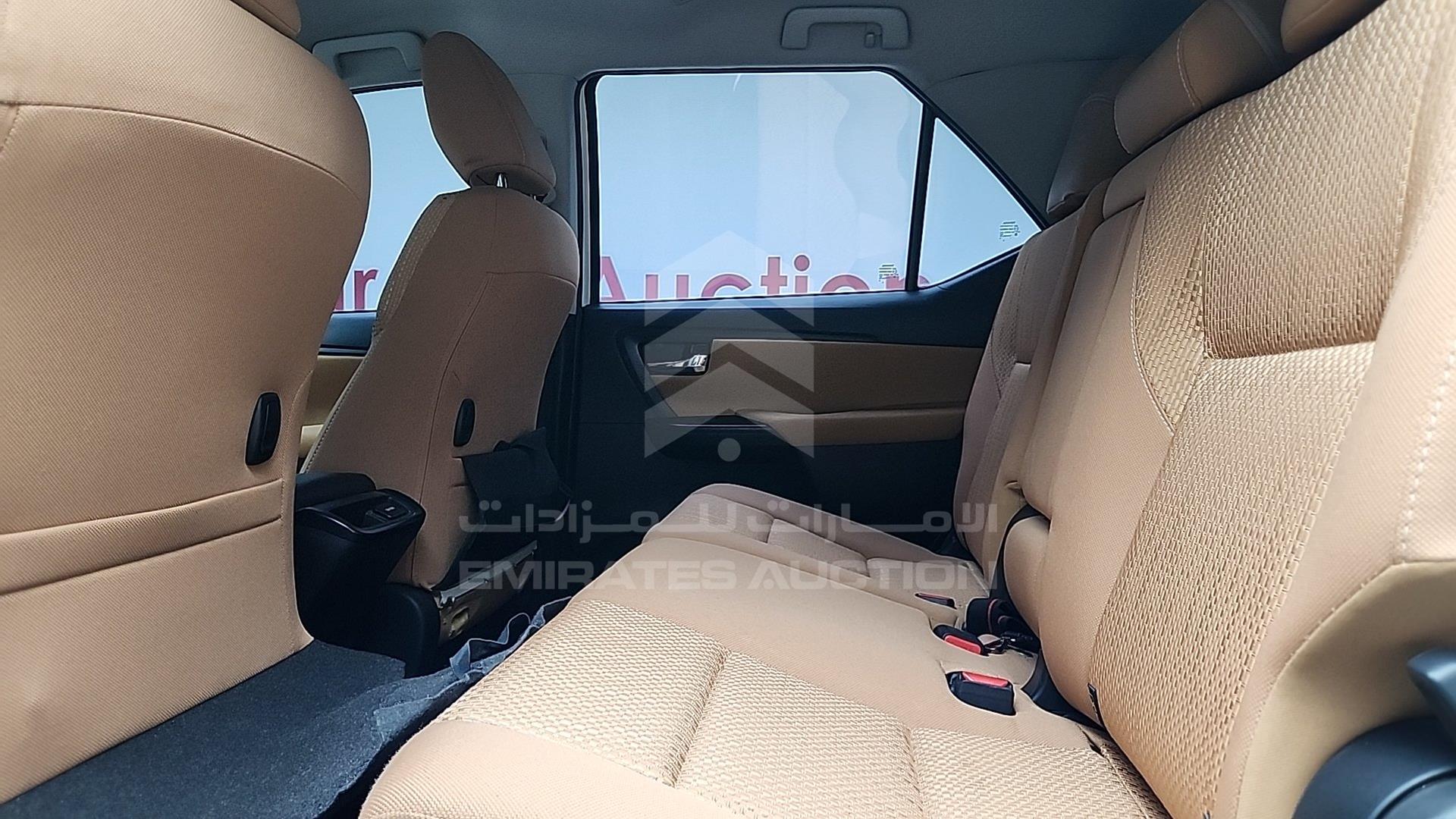 2019 TOYOTA FORTUNER VIN: MHFDX8FS8K0099890