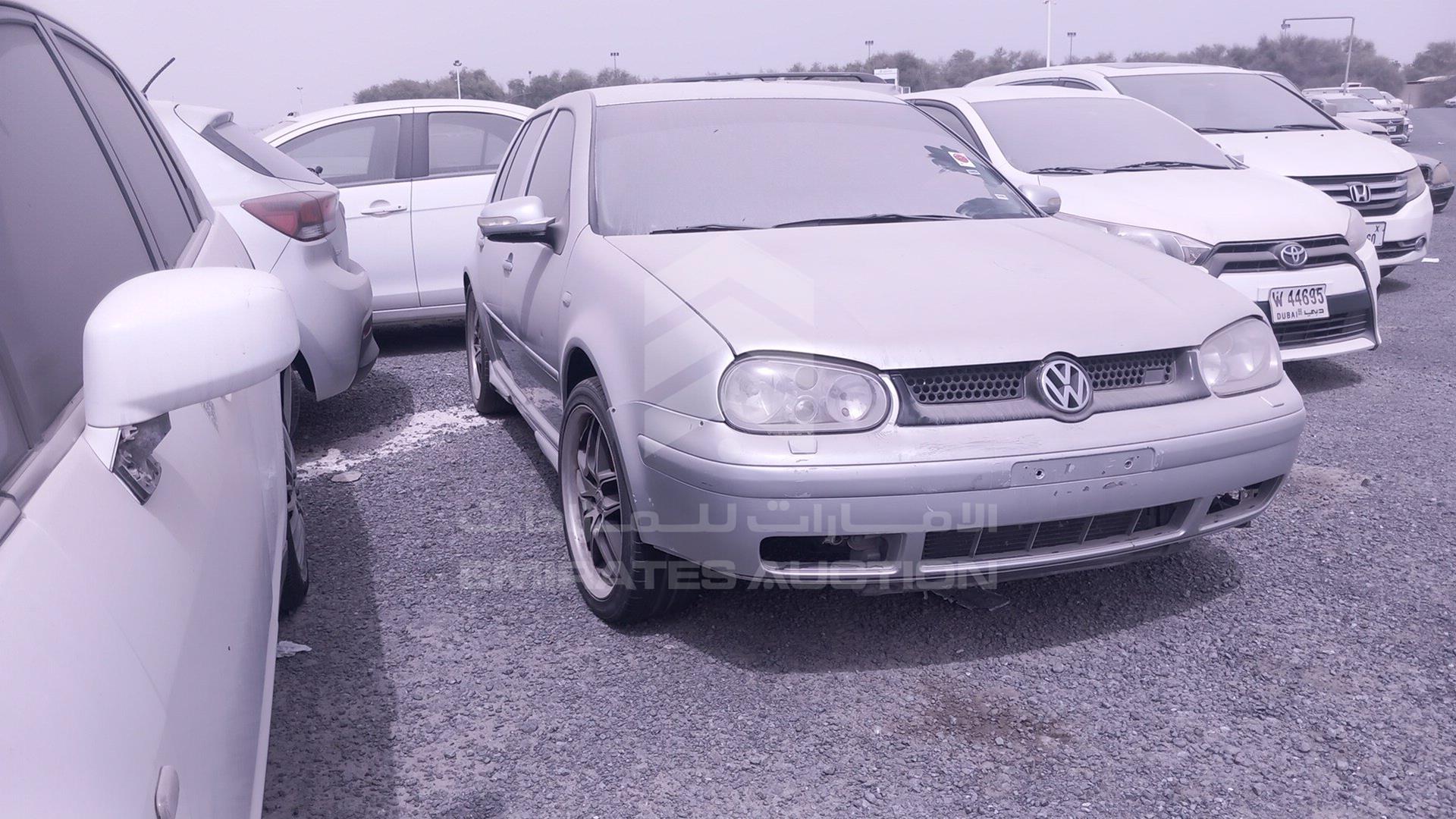 2001 VOLKSWAGEN GOLF VIN: WVWZZZ1JZ2P039525