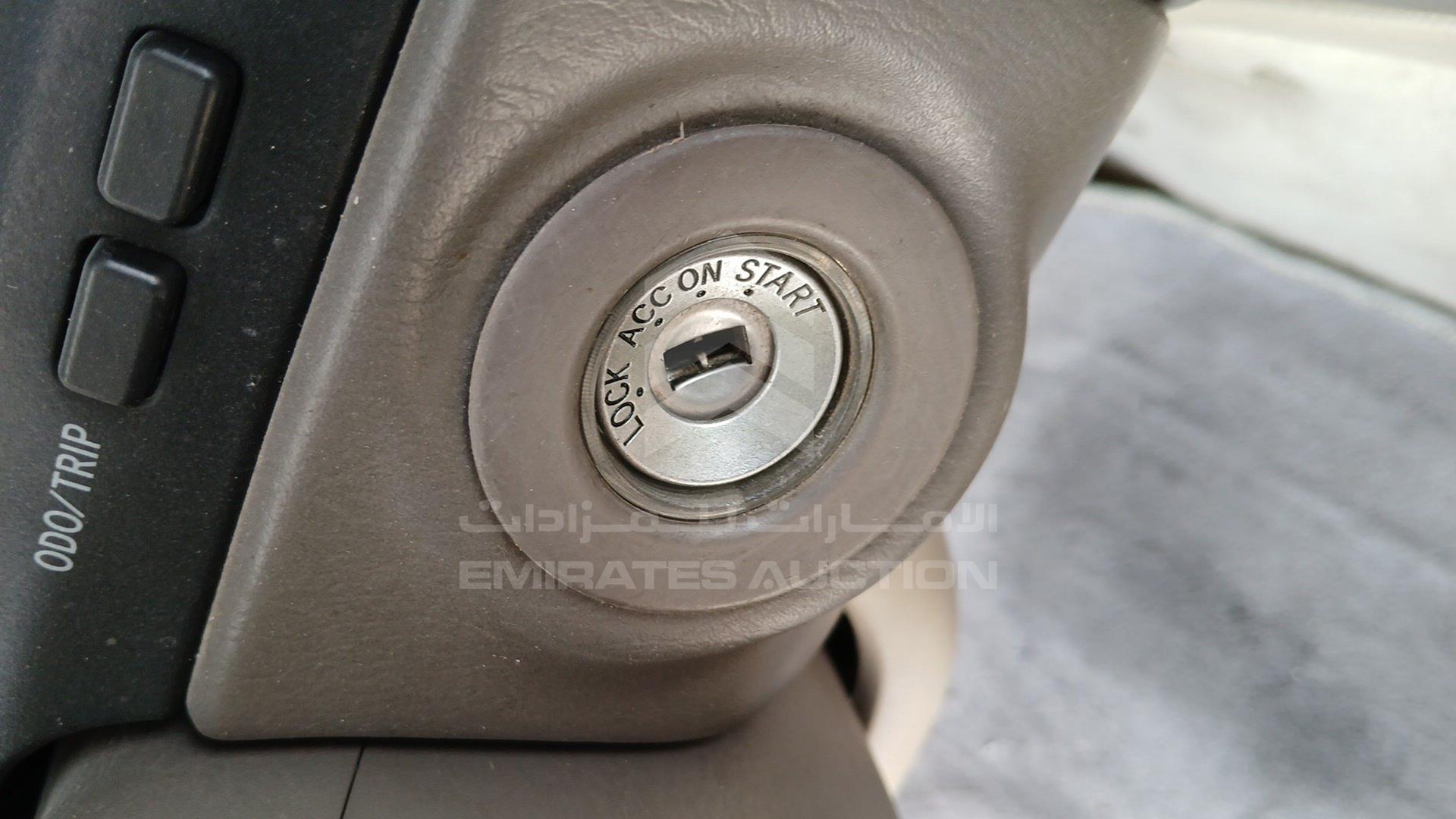 2000 LEXUS LS400 VIN: JT8BH28F0Y0176465