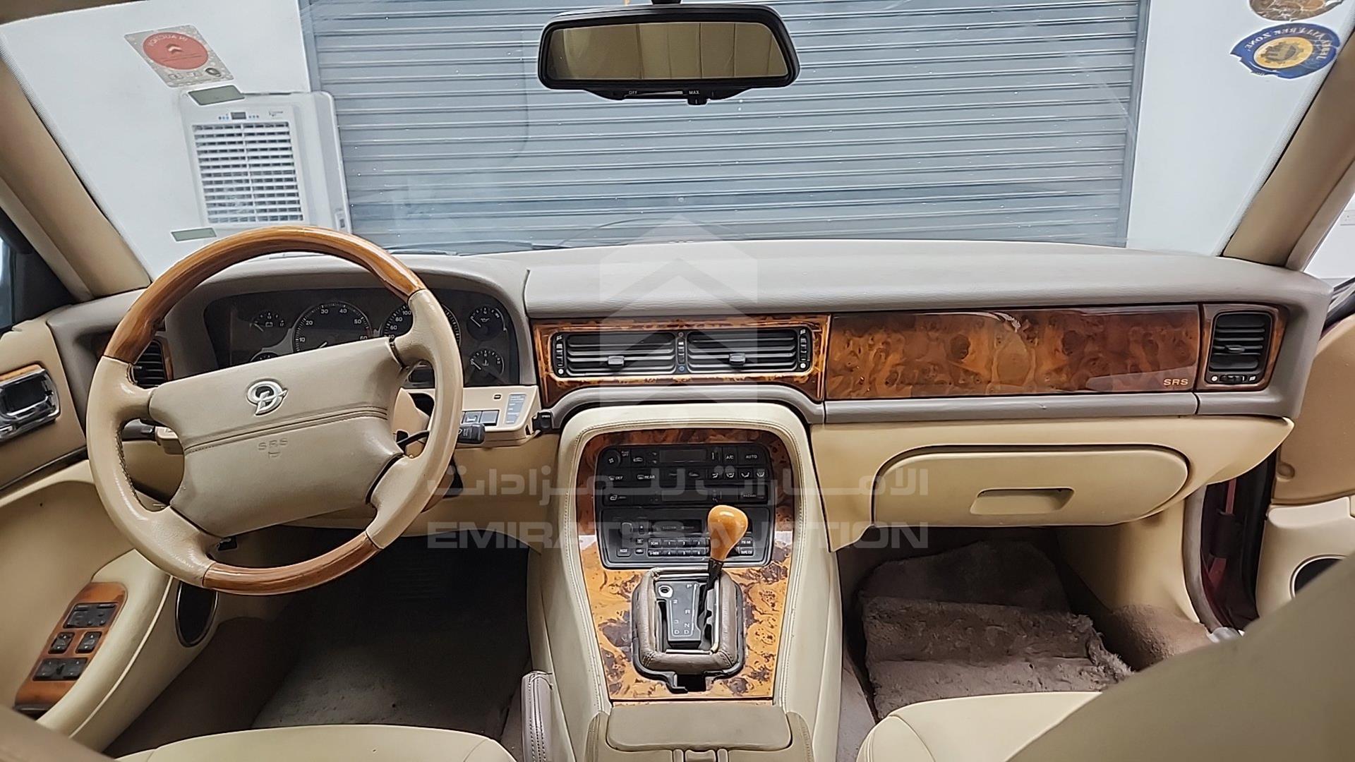 1995 JAGUAR DIMALER VIN: SAJDKALD4BC749886