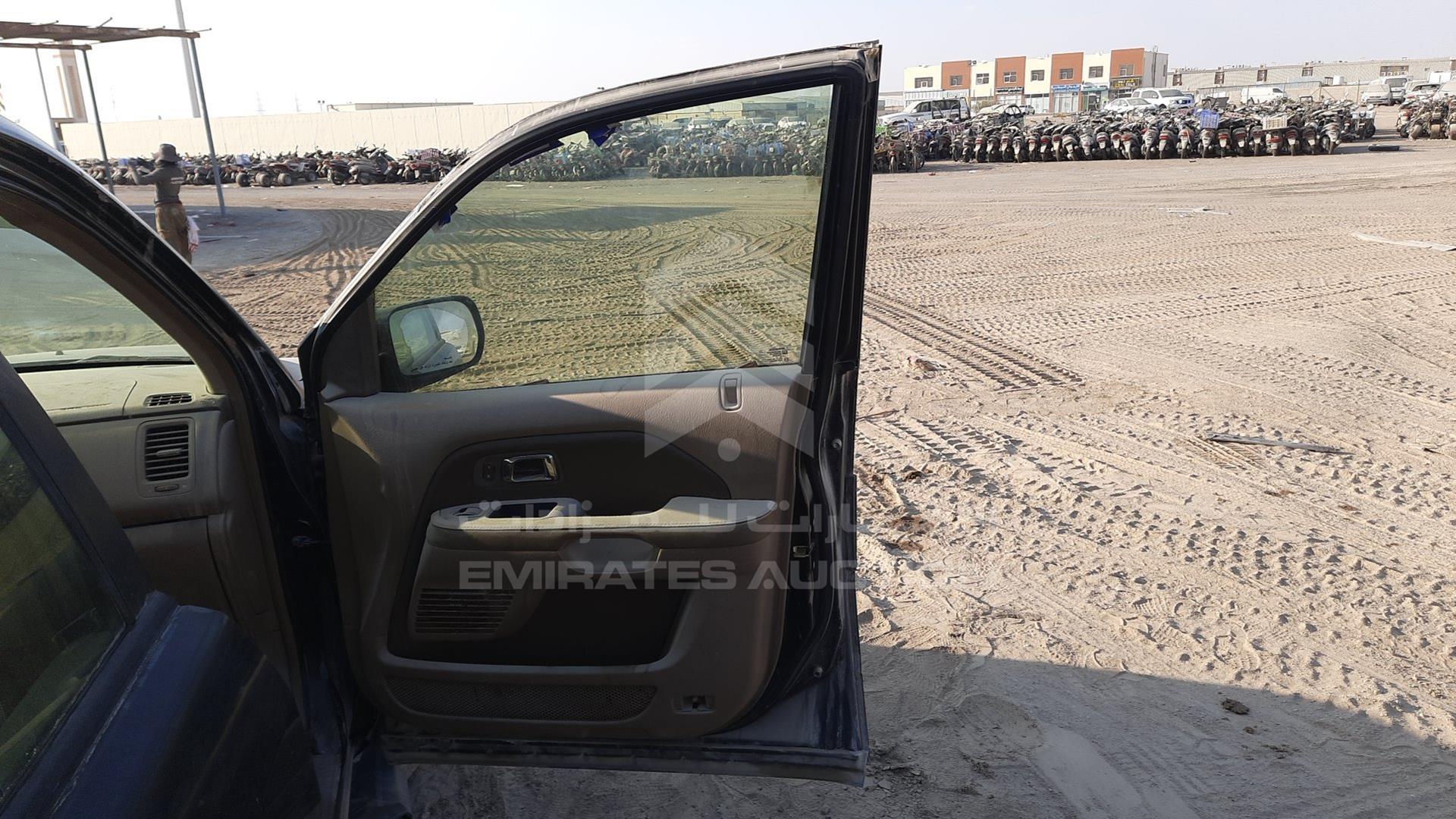 2006 HONDA MRV VIN: 5FNYF18586B700110