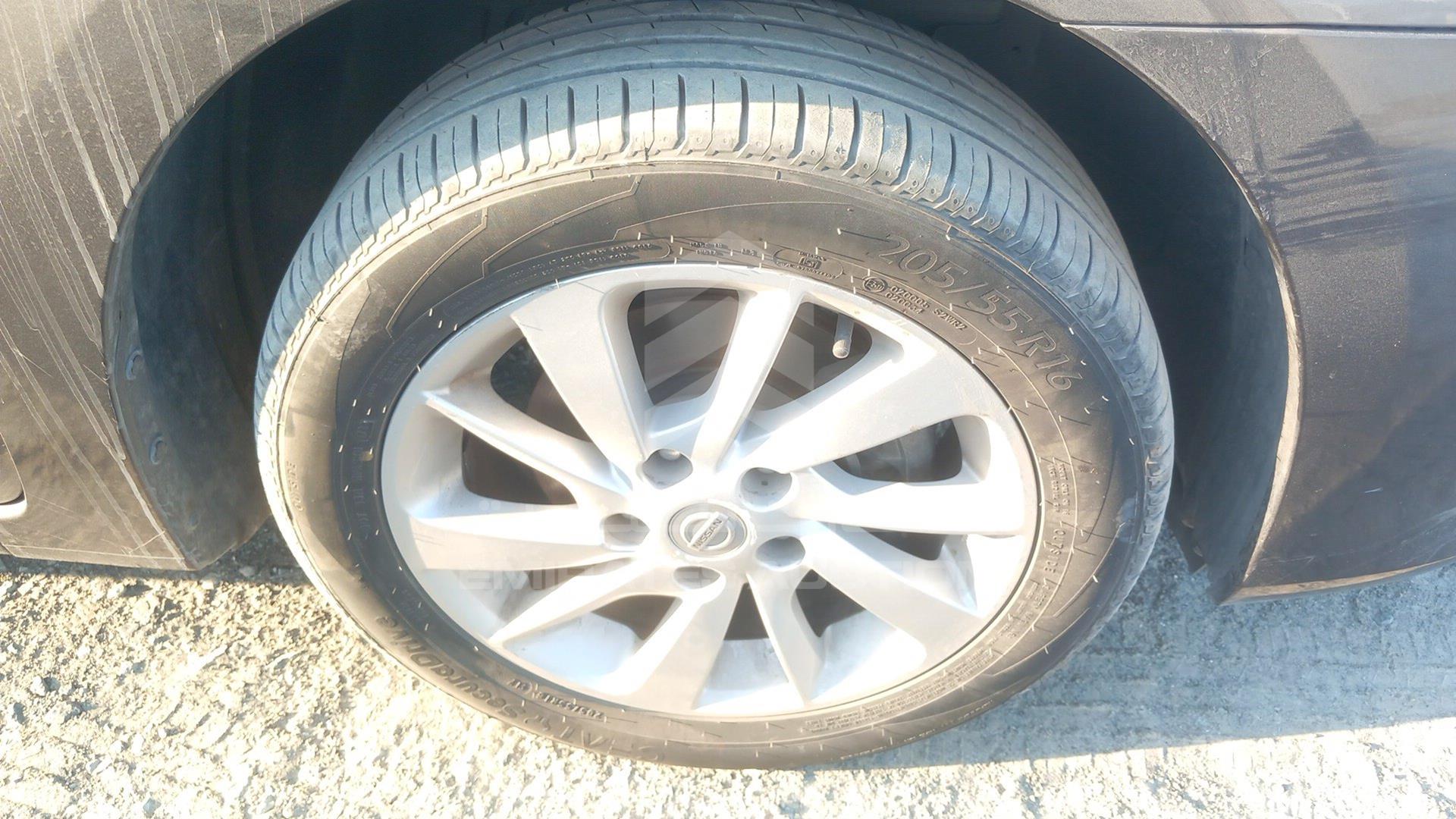 2015 NISSAN SENTRA VIN: MNTAB7A94F6005138